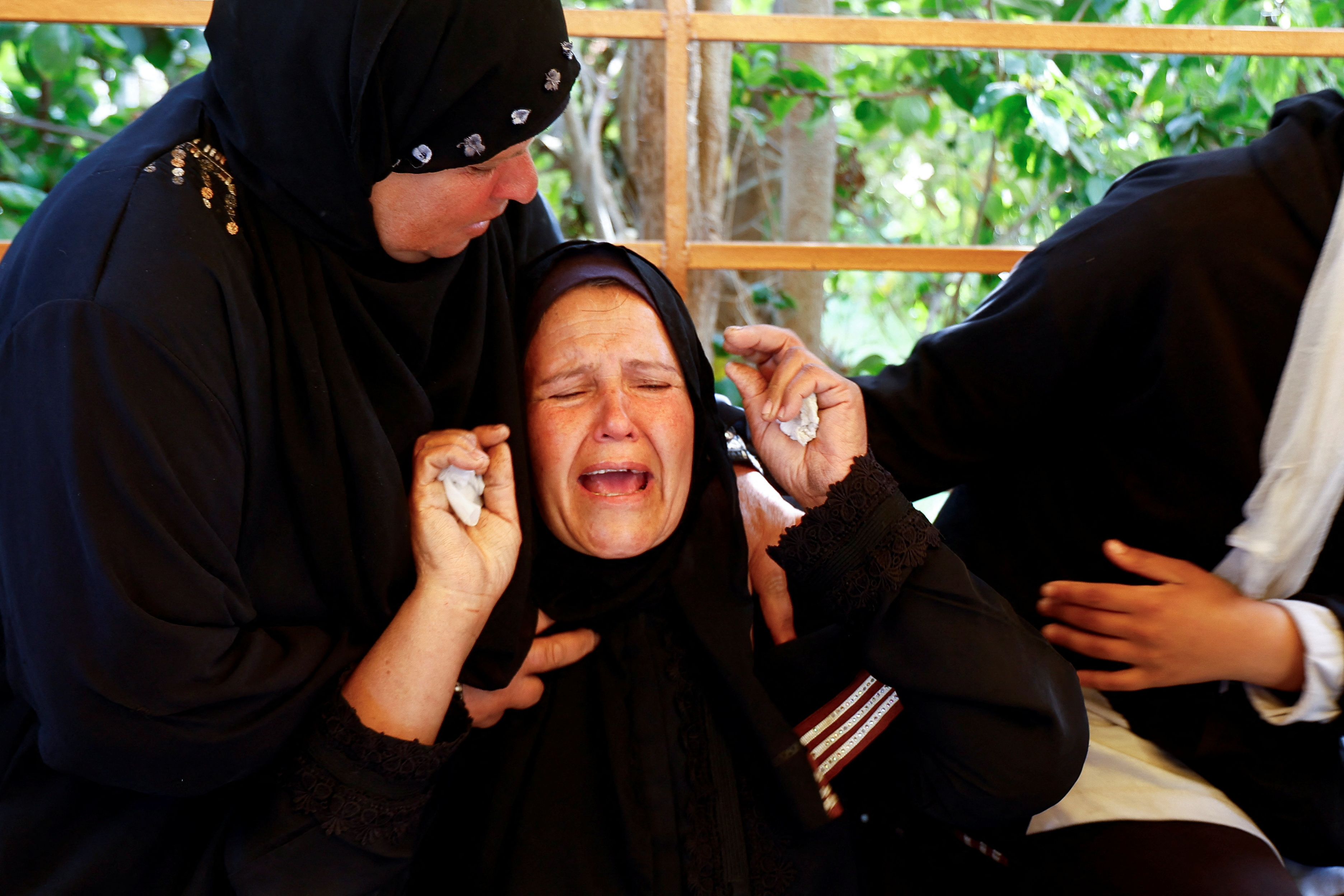 image Israeli fire kills two Palestinians in Gaza amid impasse over ceasefire