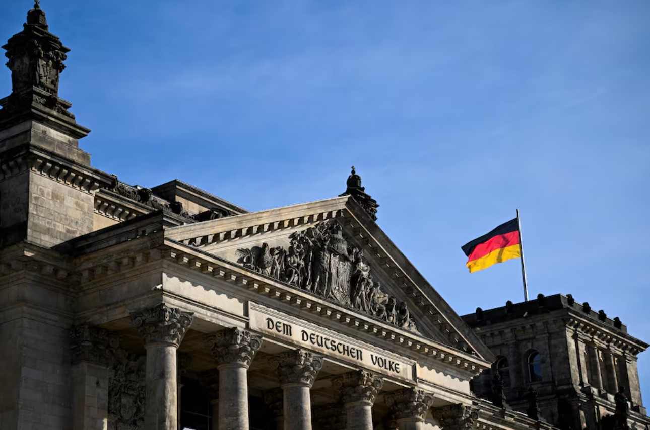 image German industry cries out: slash red tape to revive economy