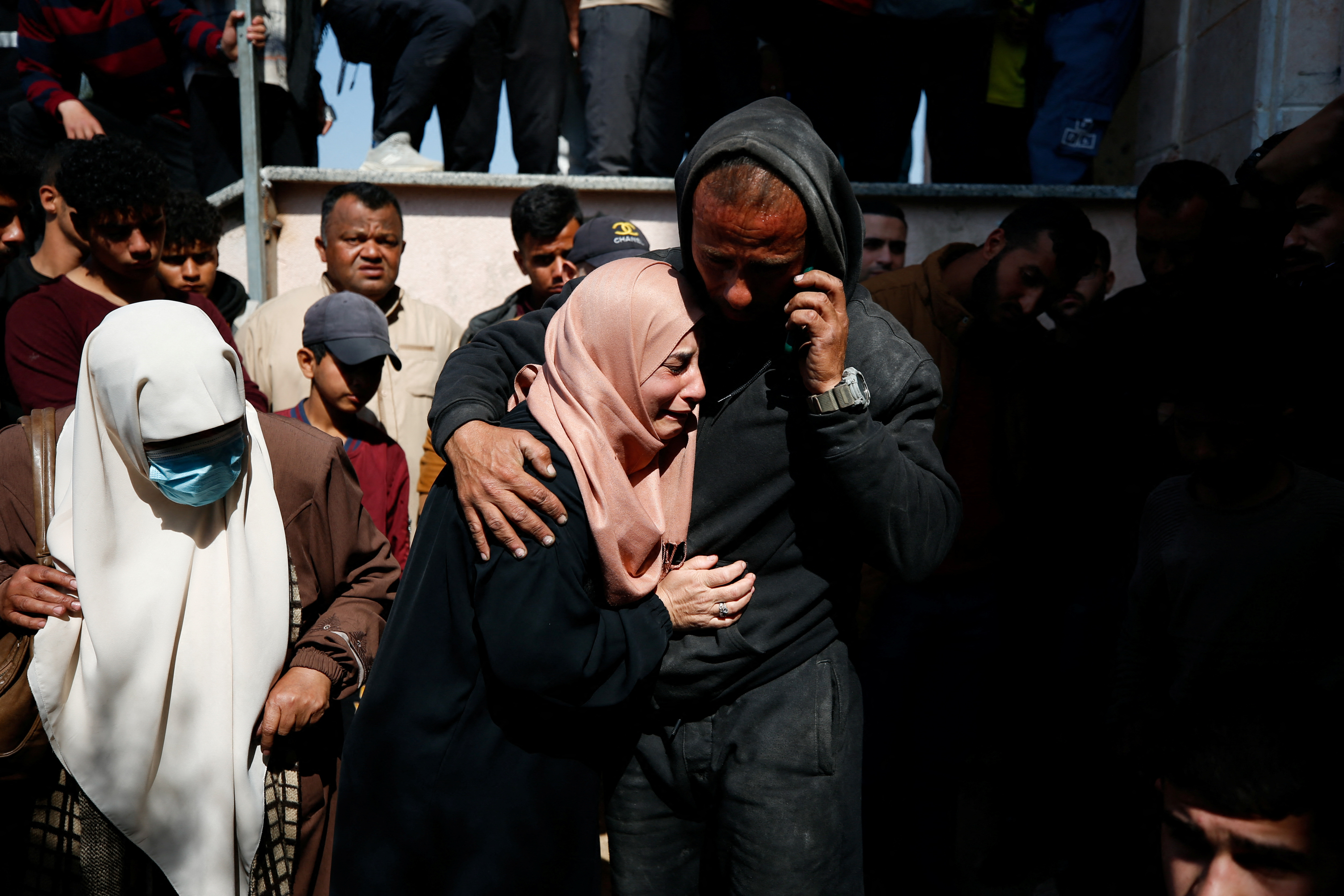 image Israeli airstrike kills nine people in north Gaza town, medics say