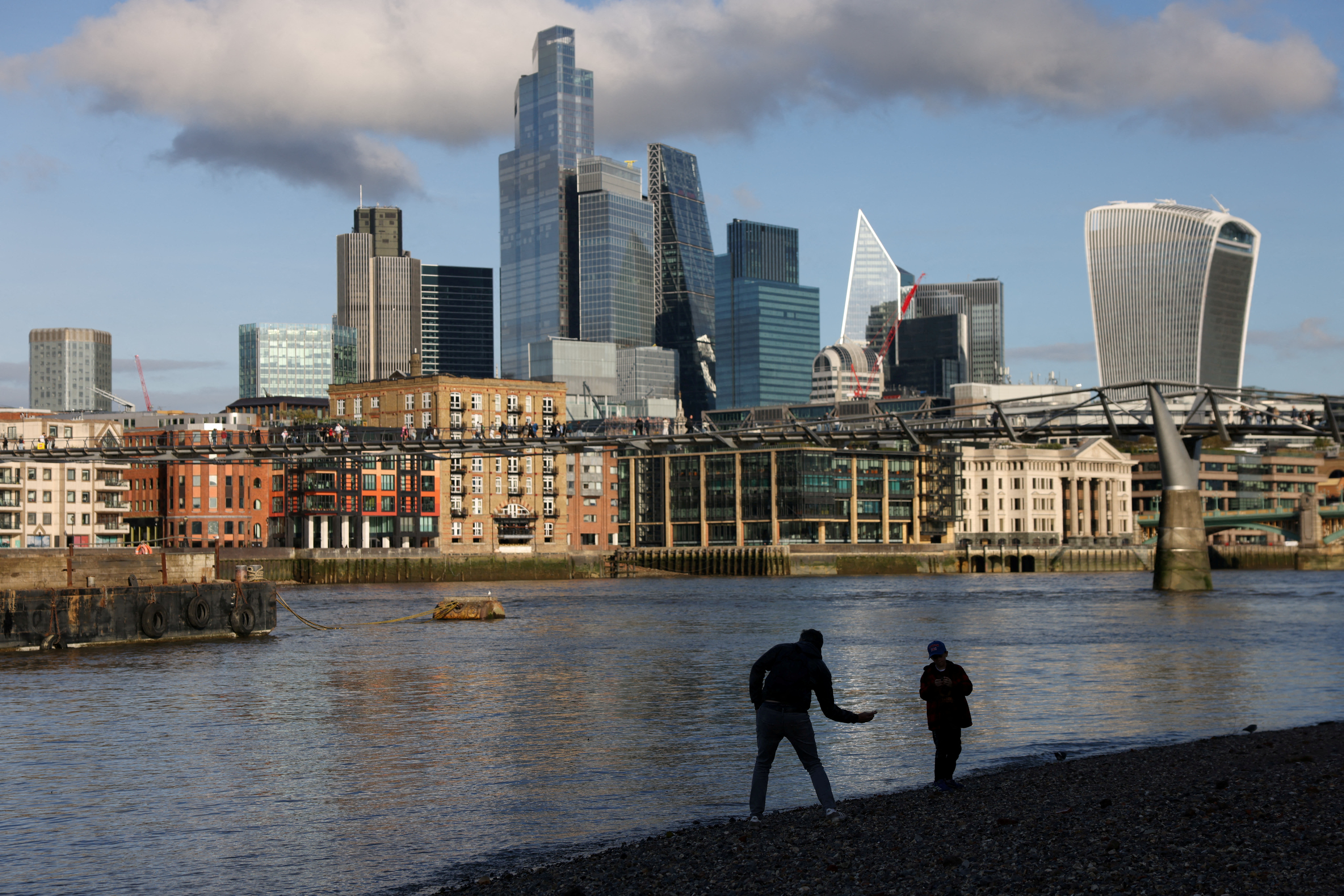 image Britain gives go-ahead to new $13 billion Thames tunnel