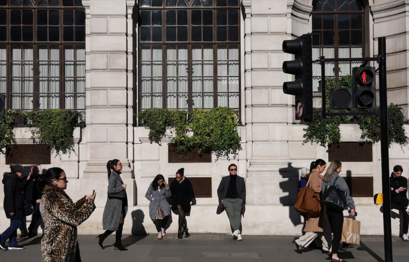 image Britain&#8217;s growth risks put bond investors on high alert