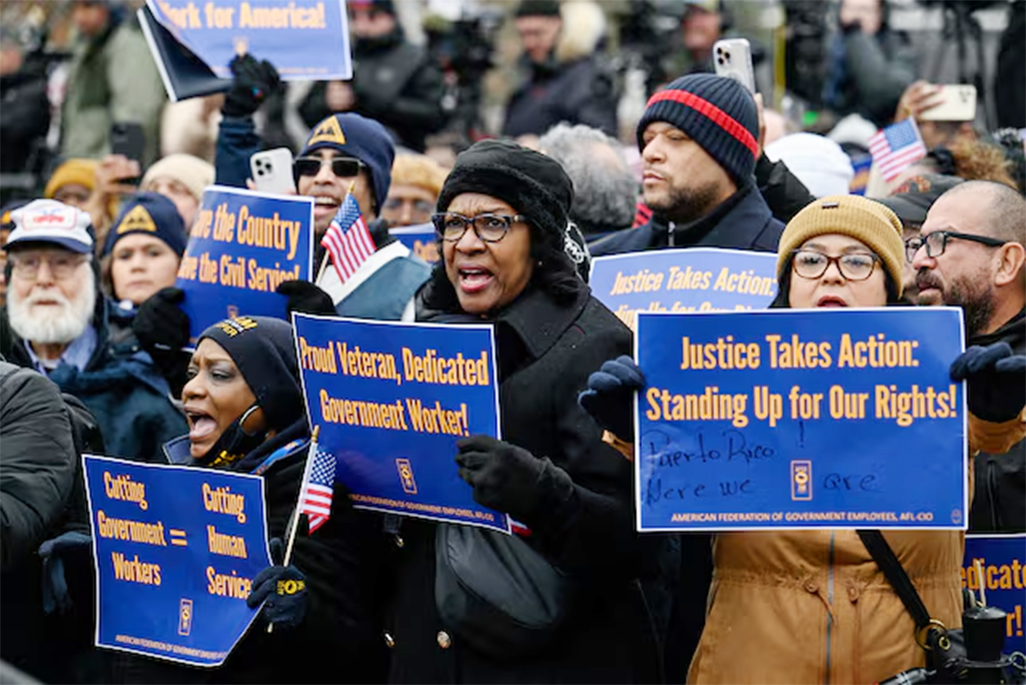 image Trump administration reinstating almost 25,000 fired workers after court order