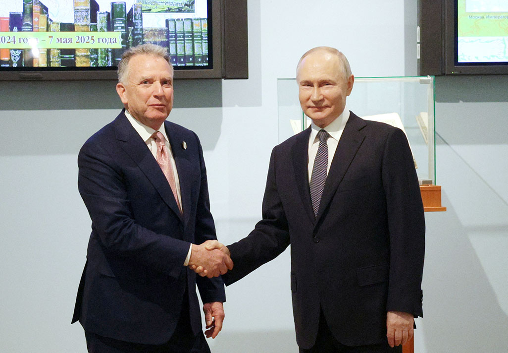image US envoy meets Putin as Trump tells Moscow to &#8216;get moving&#8217; on Ukraine