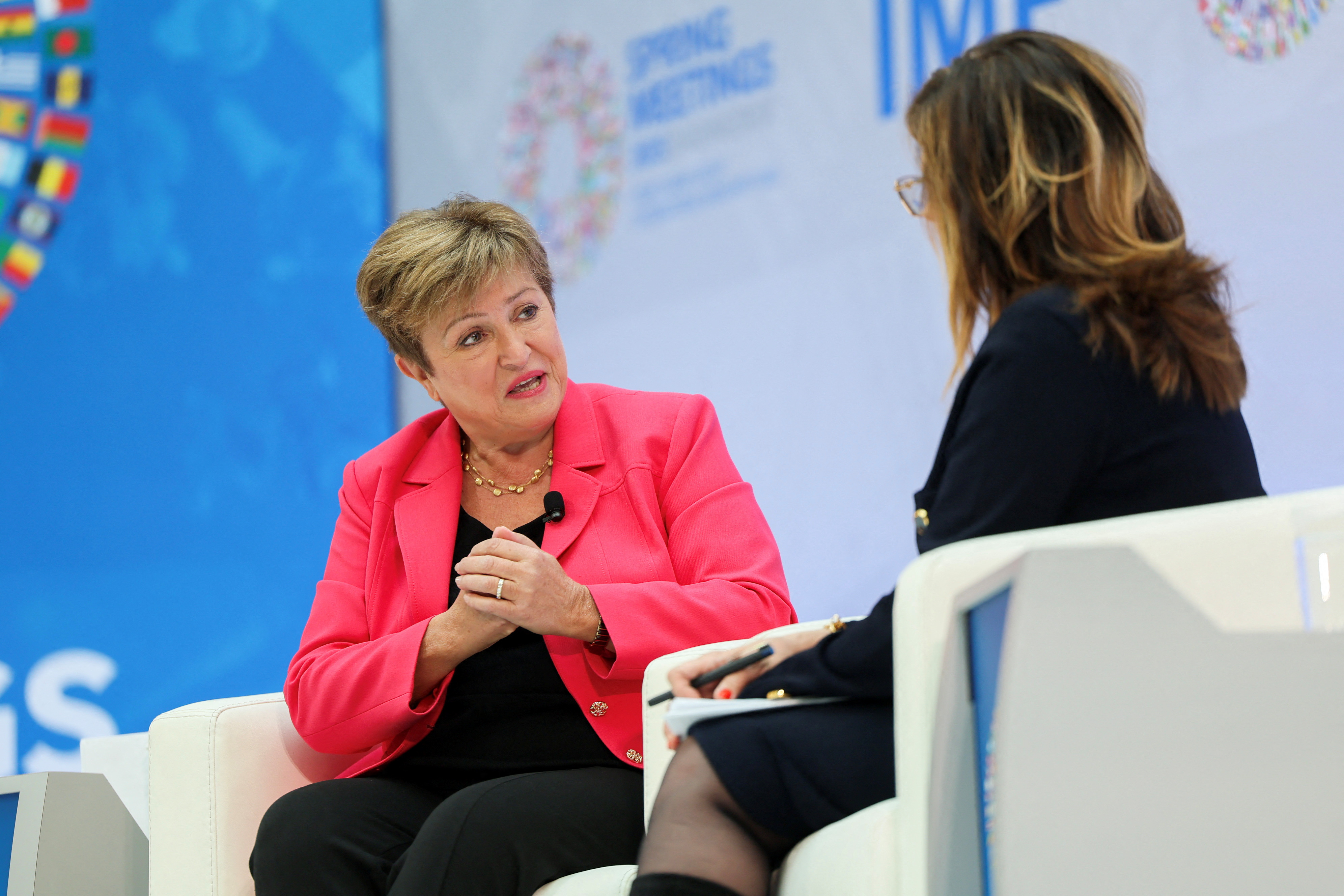 image IMF sees global growth hurt by trade tensions but no recession