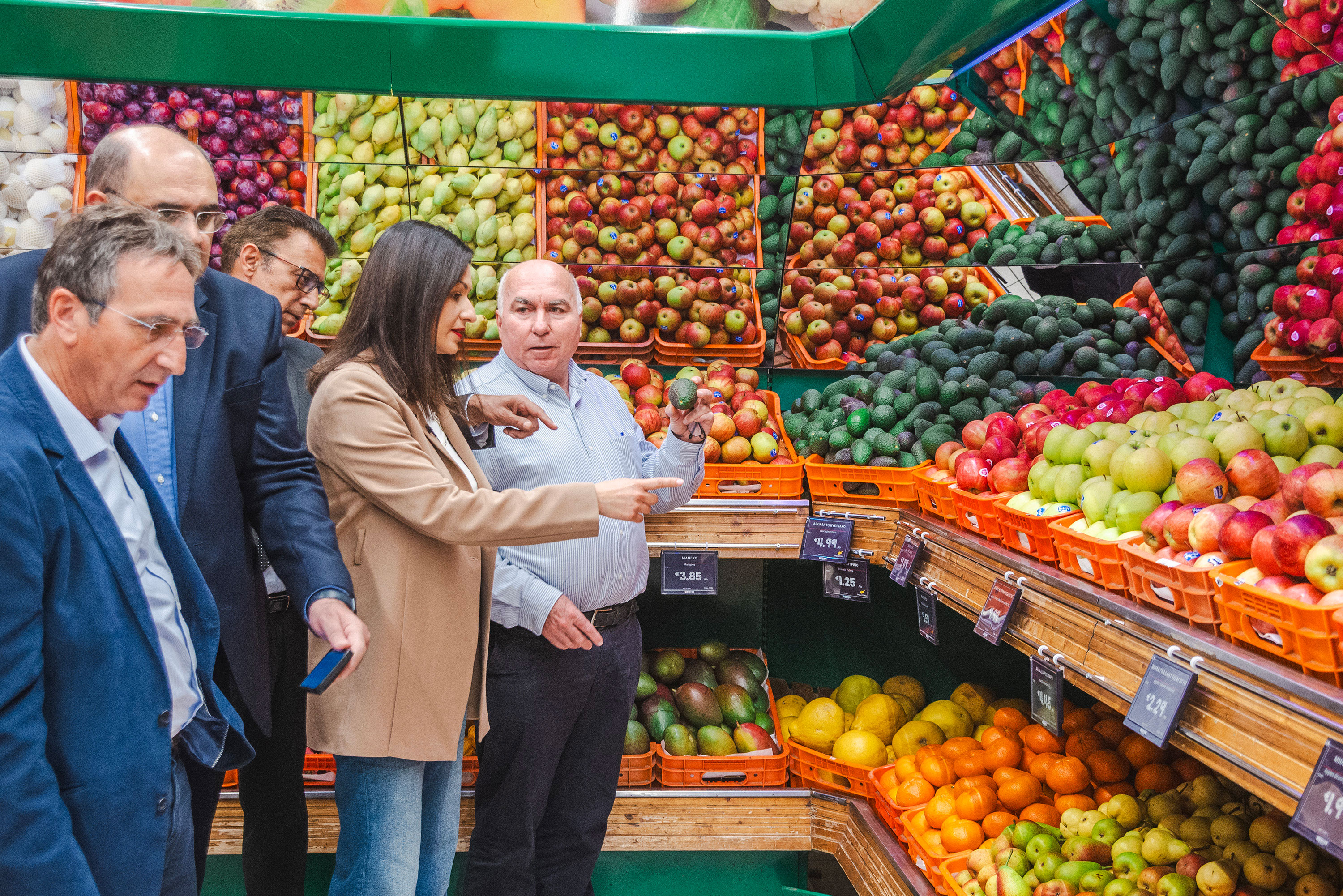 image Minister confirms adequate supplies for Easter following inspections