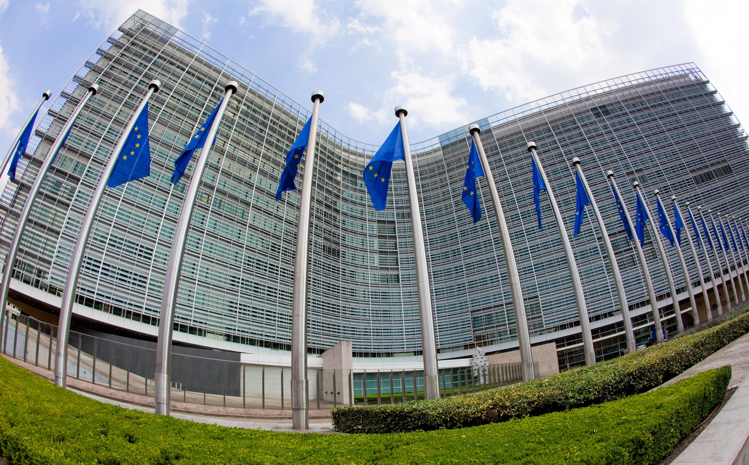 image EU says it prefers negotiations, but proposes first tariffs on US imports