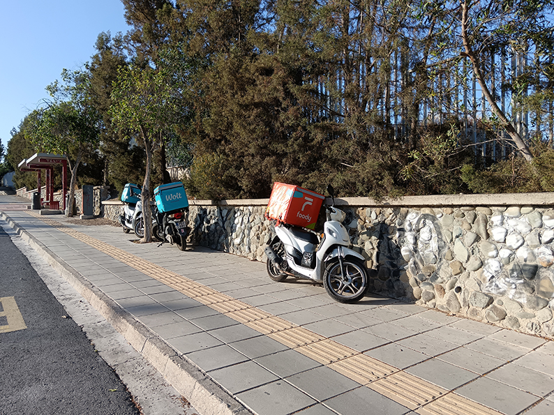 image Food delivery platforms turning a blind eye to lawless parking