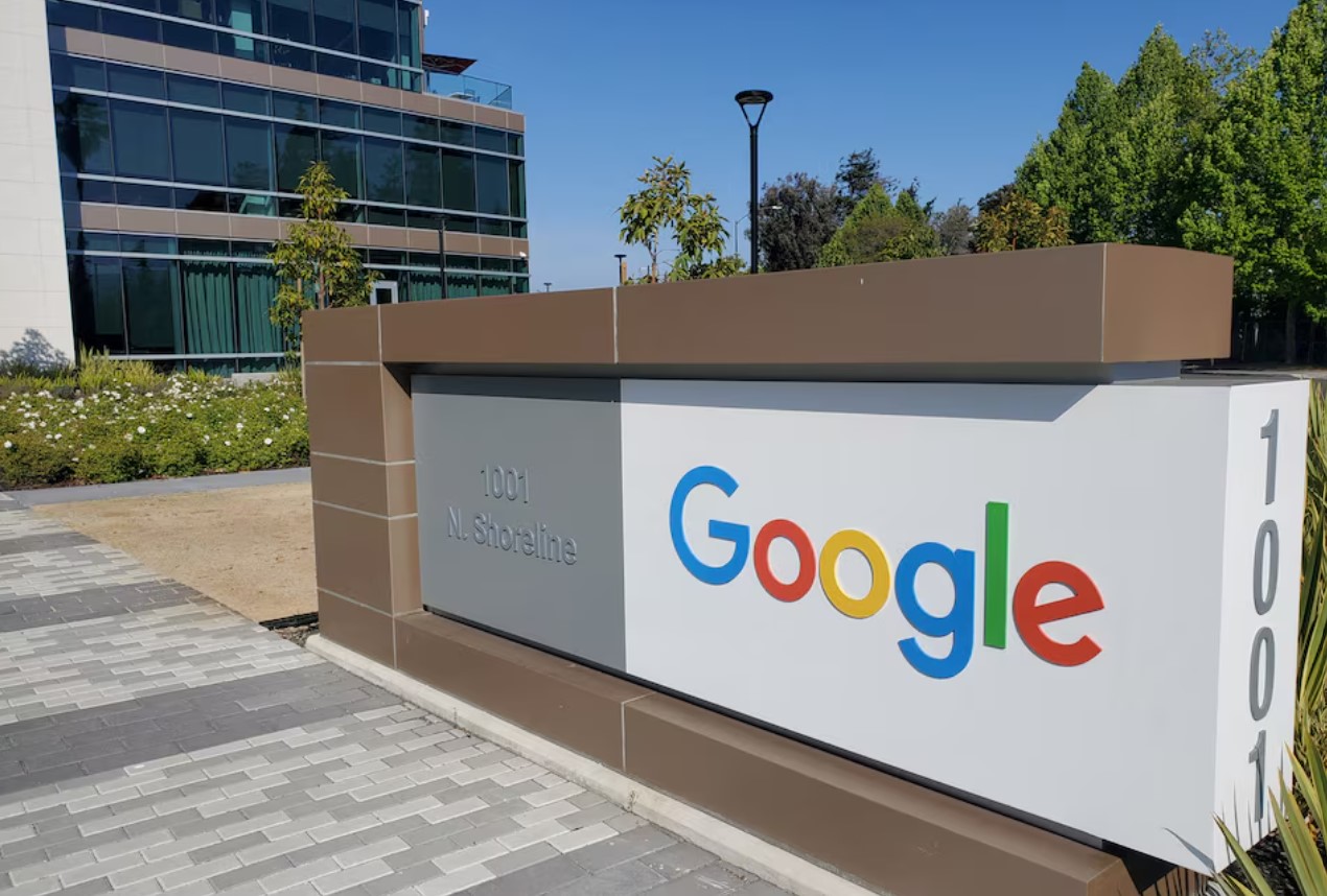 image Roblox announces new ad format, Google partnership to boost advertising business