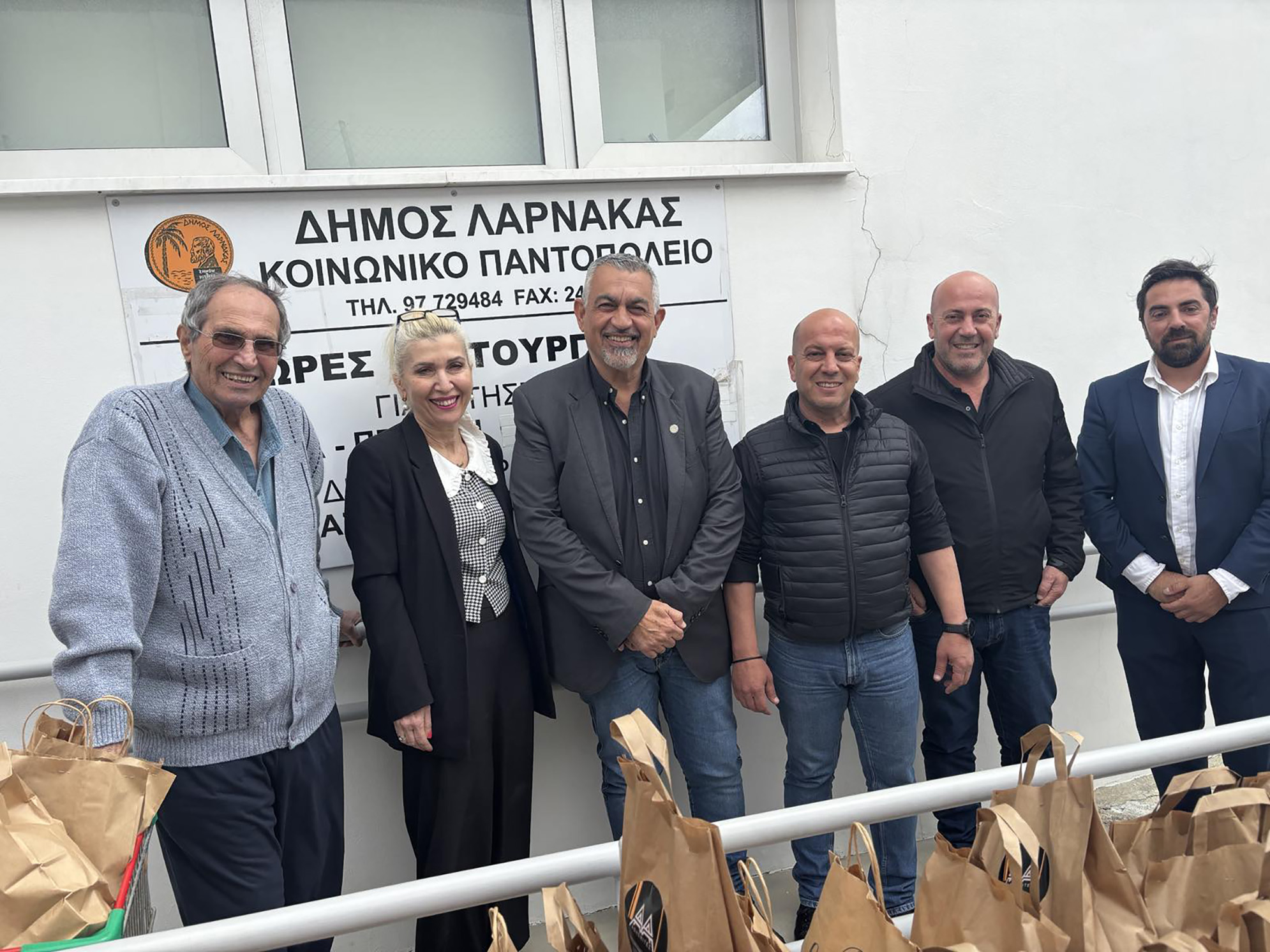 image Larnaca local authority donates 100 food bags to needy families