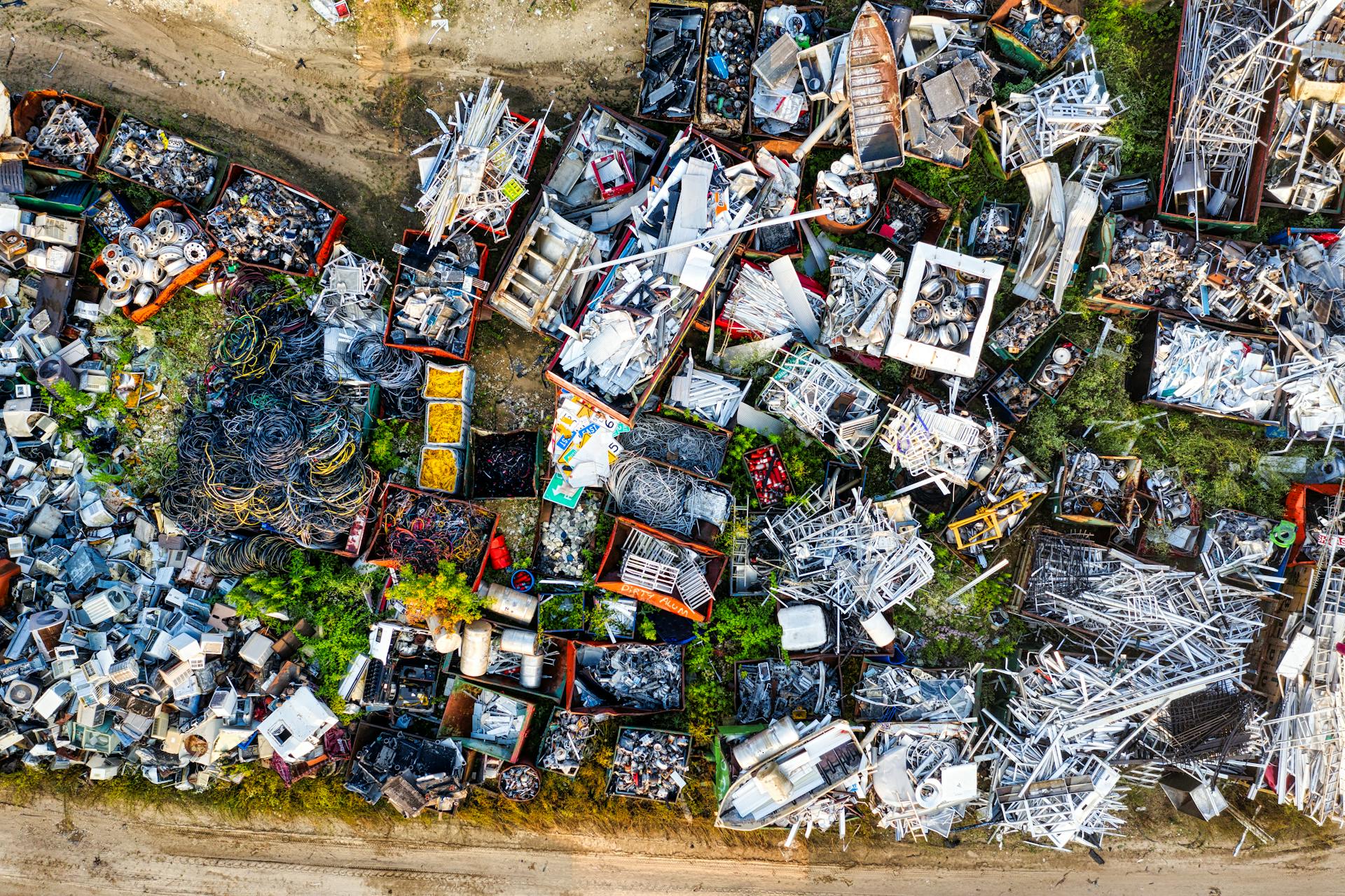 image AI-powered robots help tackle Europe’s growing e-waste problem