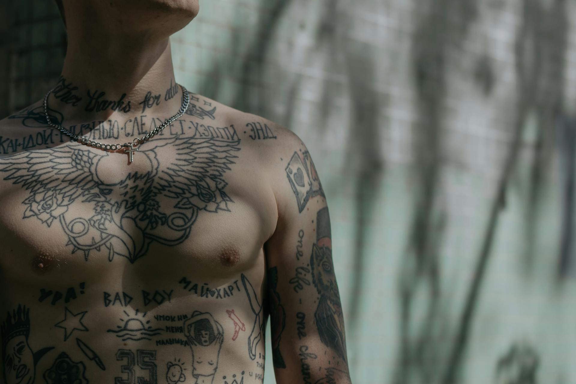 image Tattoo artists participate in health ministry training programme