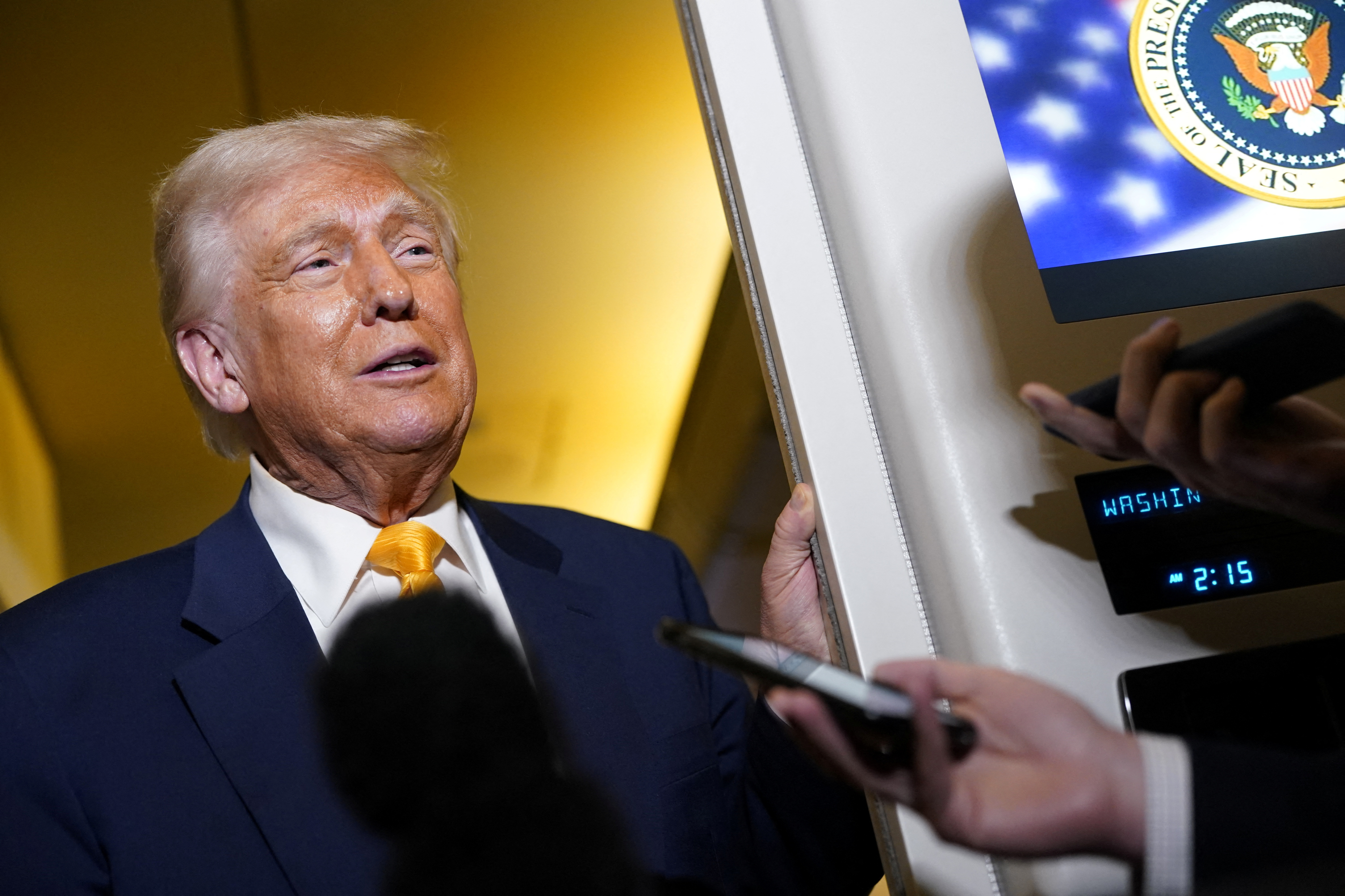 image Trump spares smartphones, computers, other electronics from China tariffs