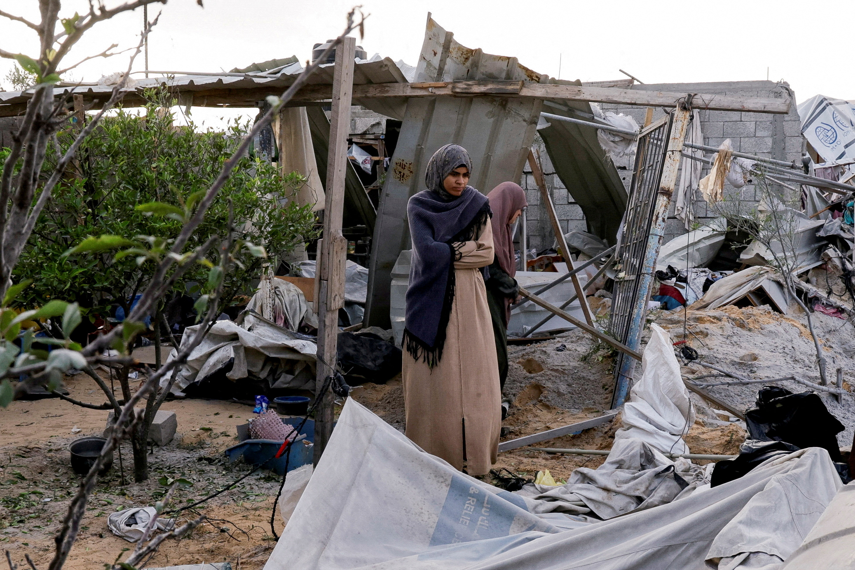 image Israeli security cabinet backs plans to expand Gaza operation, media reports say
