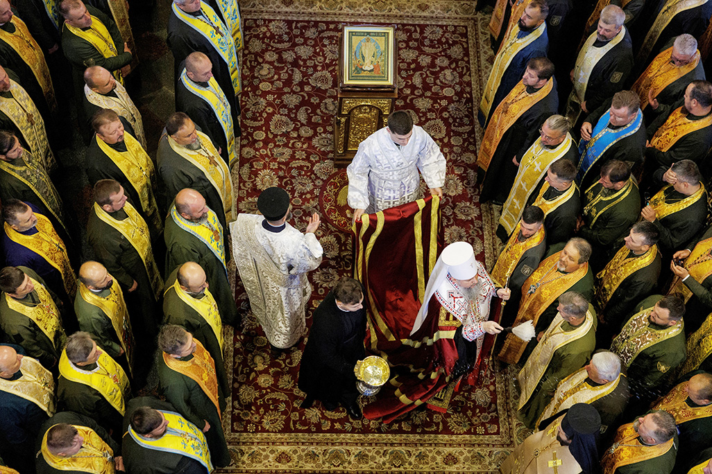 cover Russia casts doubt over Vatican as possible venue for talks with Ukraine