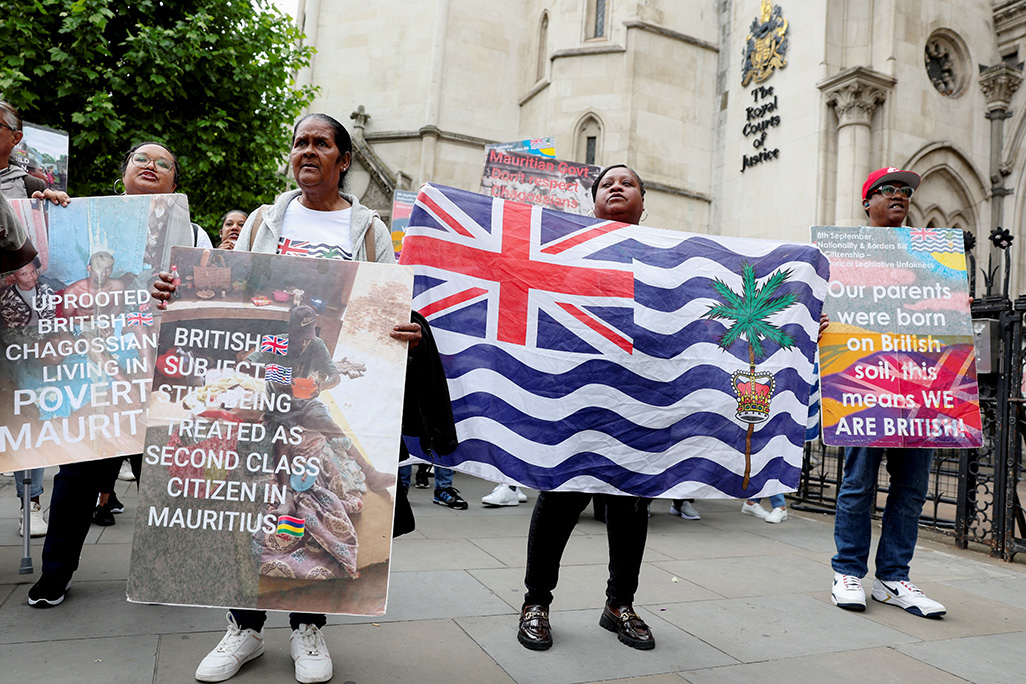 image UK signs Chagos deal with Mauritius to seal future of US-UK air base