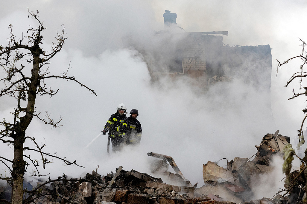 image Russia says Ukraine, backed by Europe, is trying to wreck peace talks