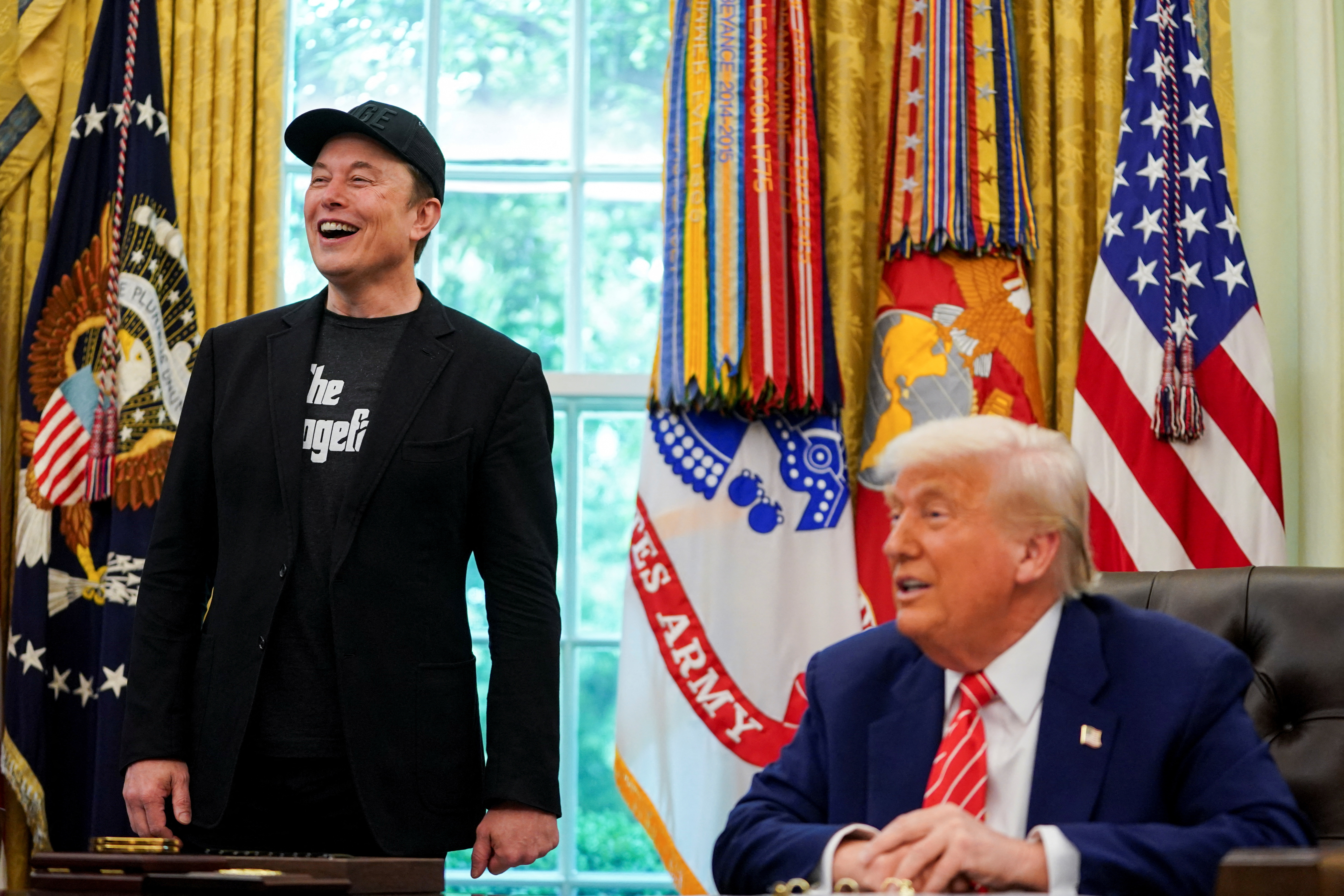 image Trump lauds Musk in Oval Office as billionaire&#8217;s turbulent tenure ends