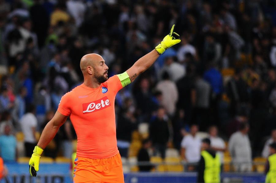 image Former Spain, Liverpool goalkeeper Reina announces retirement