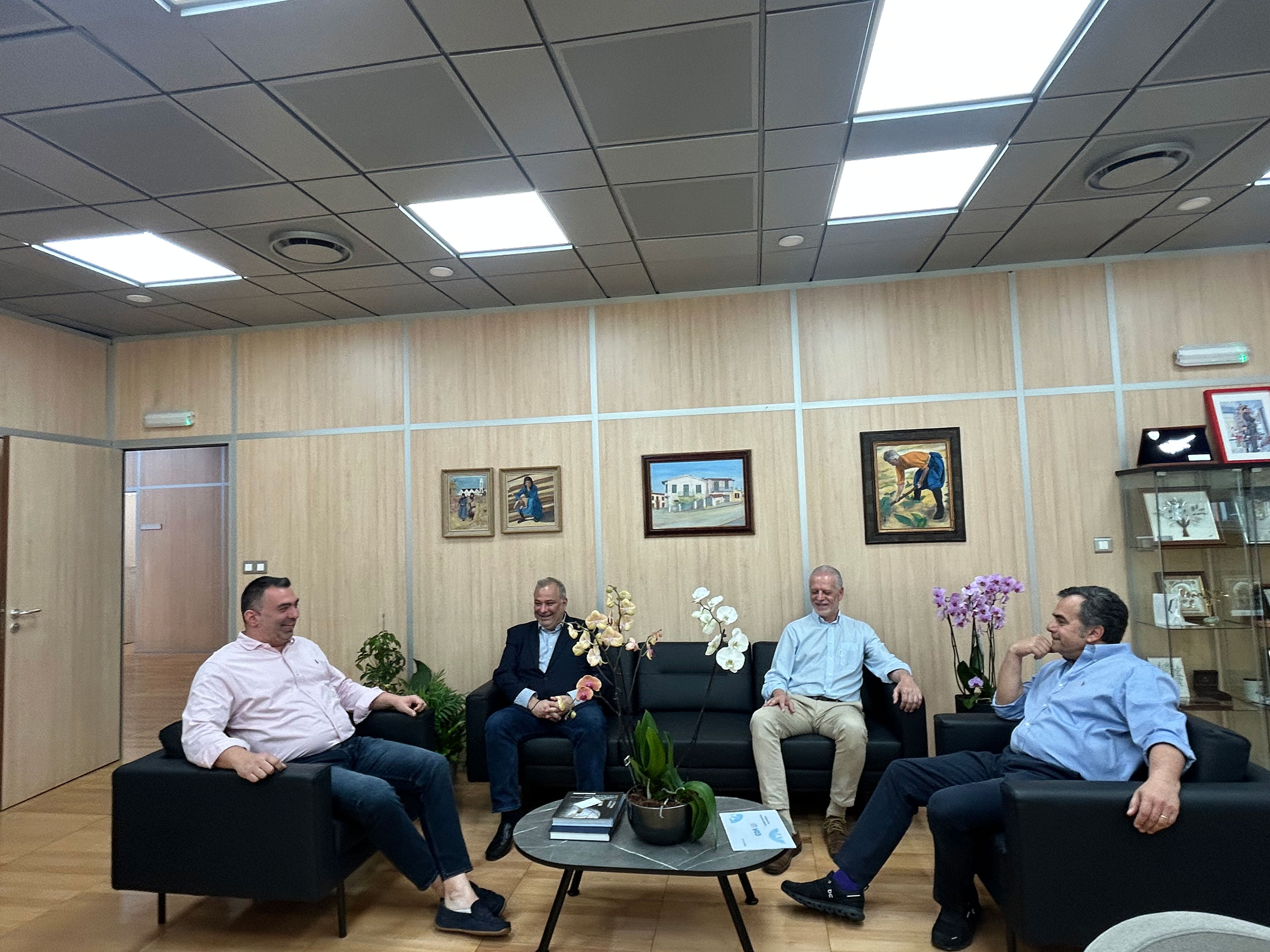 image Yiorkadjis calls for Sizopoulos’ support to enhance district govts’ independence