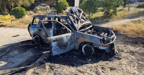 image Vehicle destroyed by arson in Larnaca