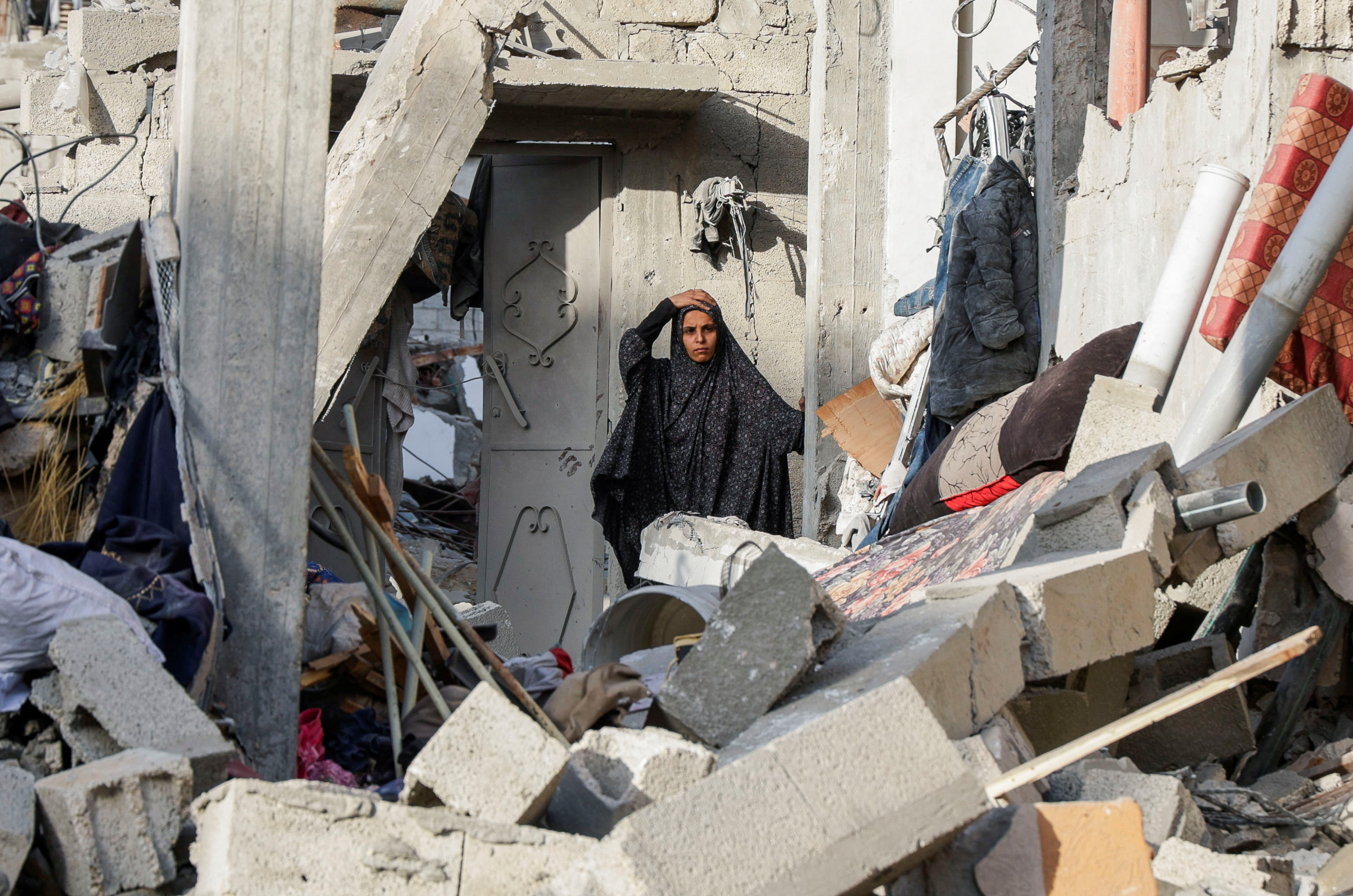image Hamas executes looters in Gaza as food crisis worsens under Israeli blockade