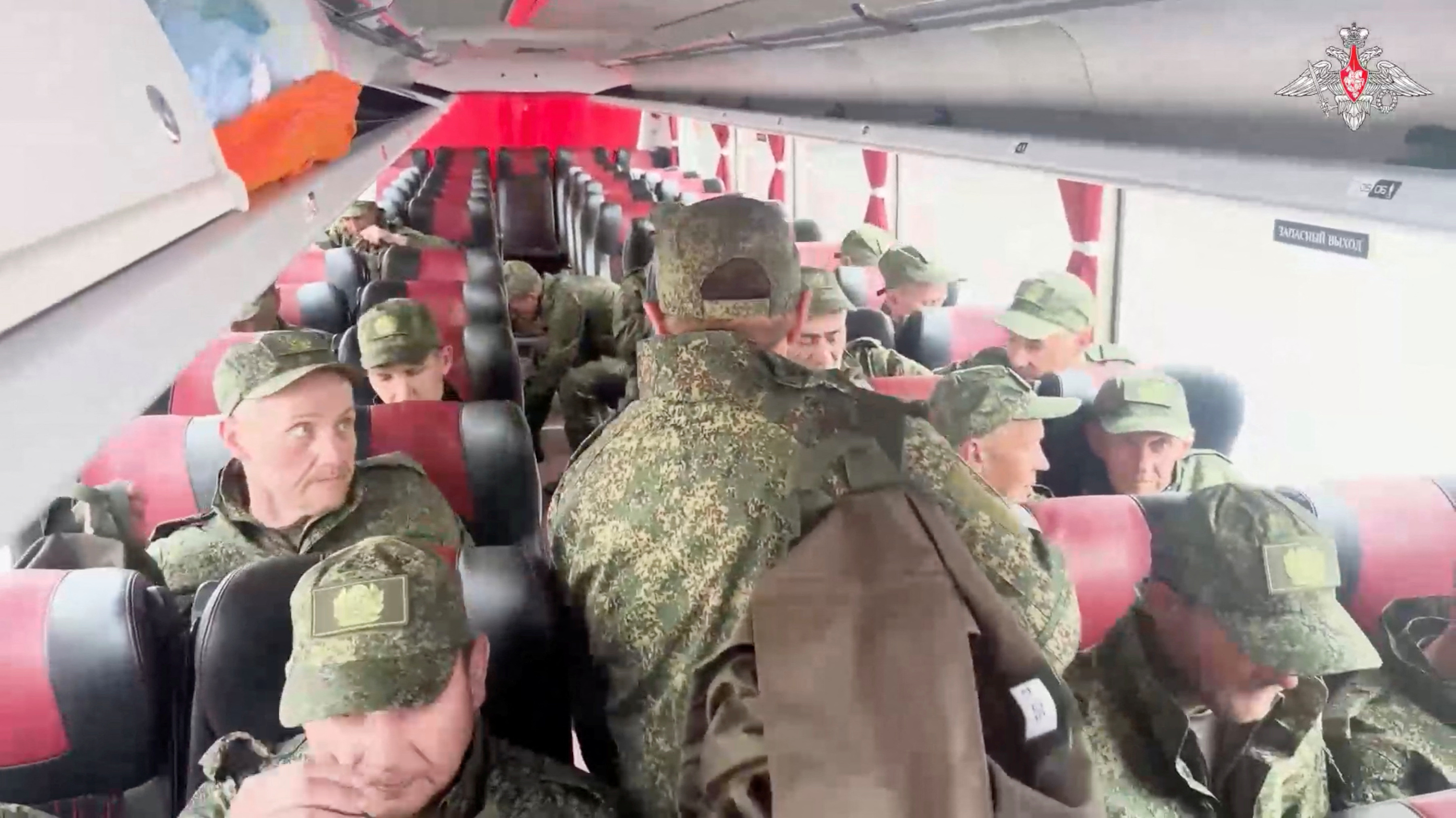 image Russia and Ukraine swap 307 soldiers on second day of POW exchange