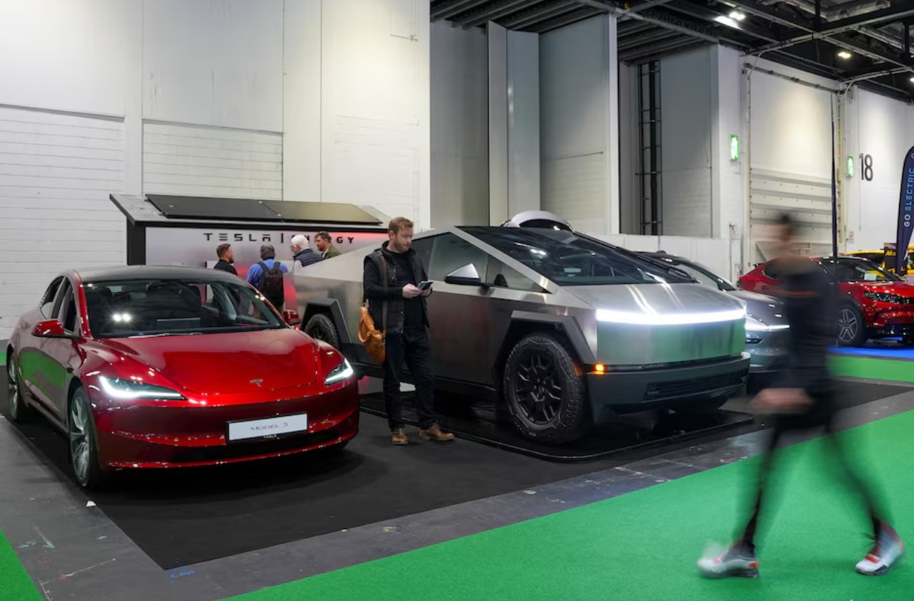 cover Tesla leasing in UK now costs just over half last year’s price