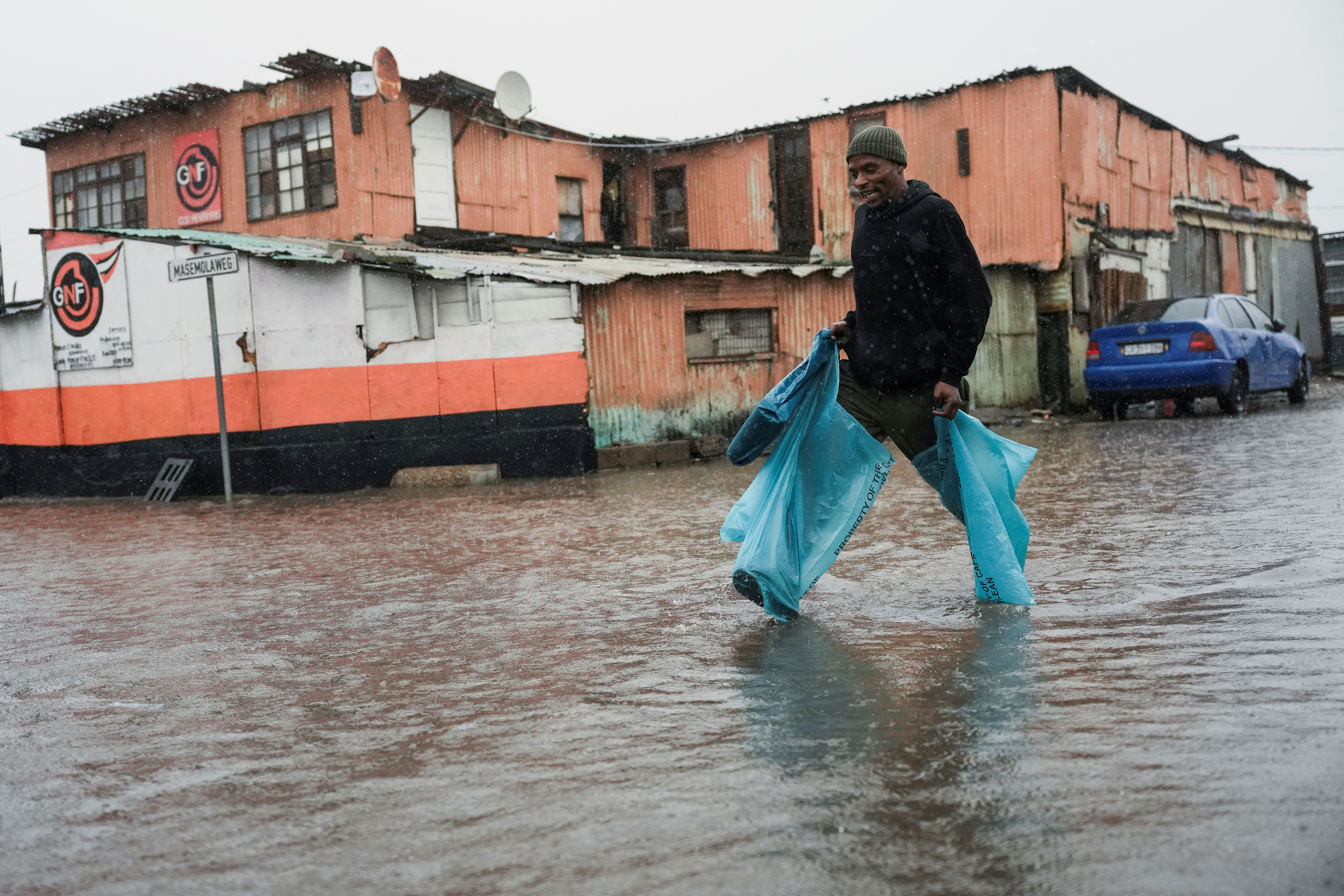 image Death toll from South Africa floods up to 78