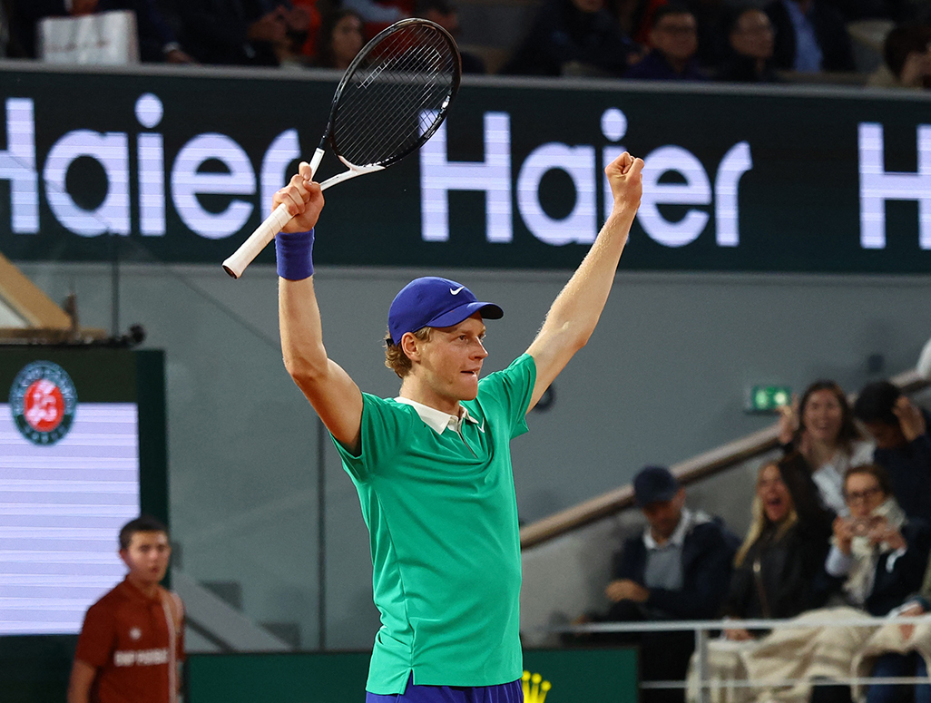 cover Ruthless Sinner downs Djokovic to reach maiden French Open final