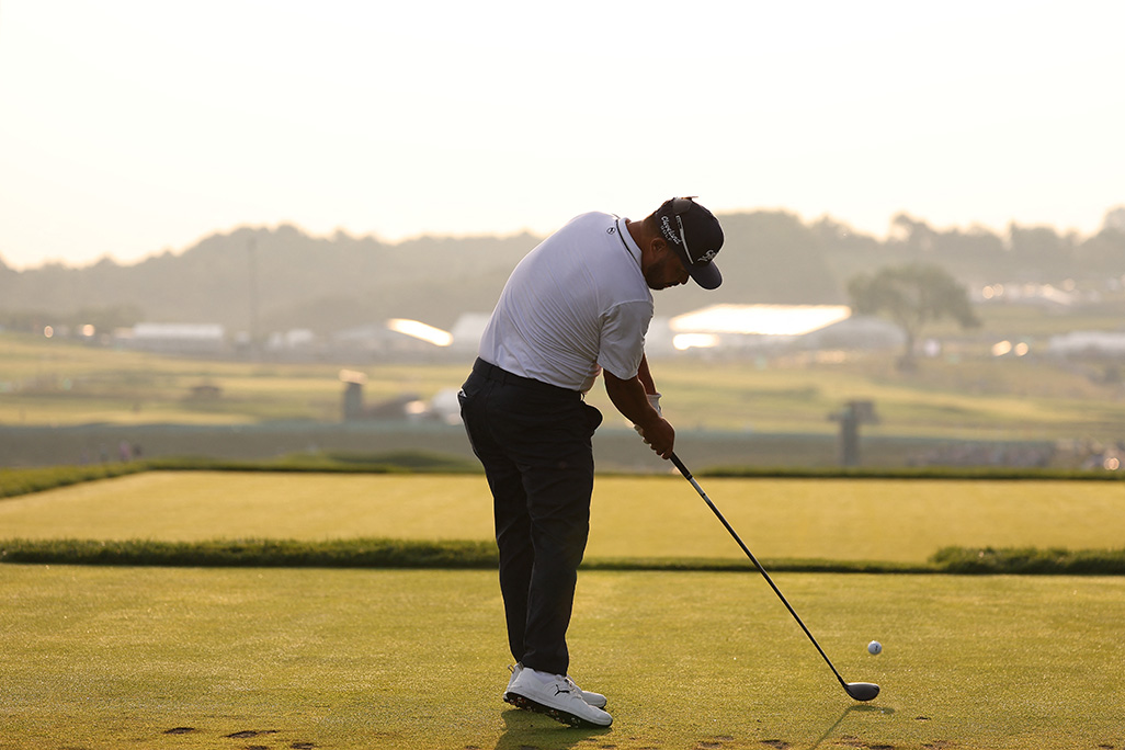 cover Spaun tames Oakmont for US Open lead while big names struggle