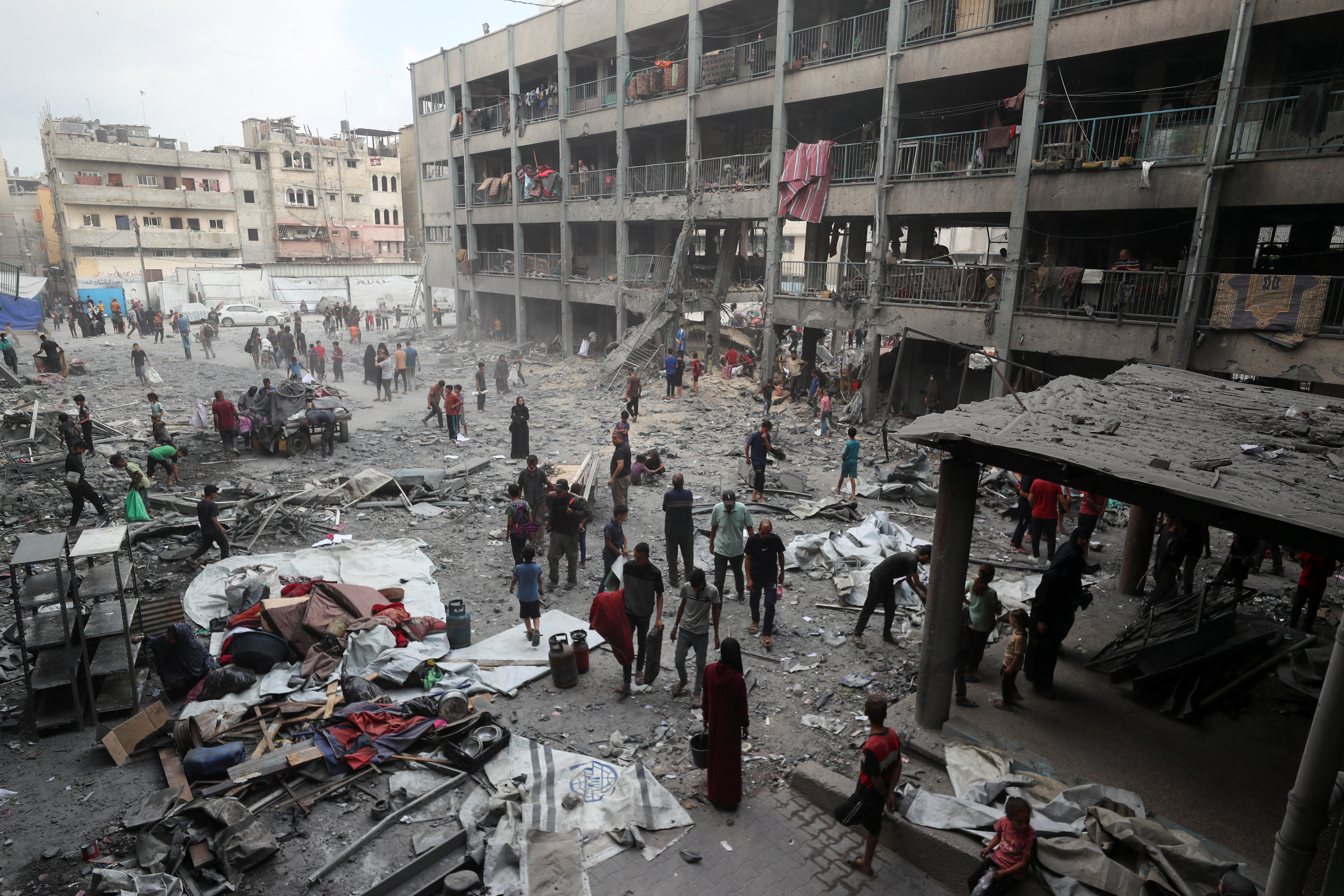 cover Gaza endures devastating night of bombardment as ceasefire talks begin in Washington