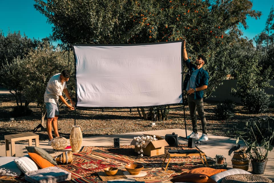cover Summer screenings in a unique location