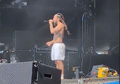 cover US revokes visa for Britain&#8217;s Bob Vylan punk-rap duo over &#8216;antisemitic chants&#8217; at Glastonbury
