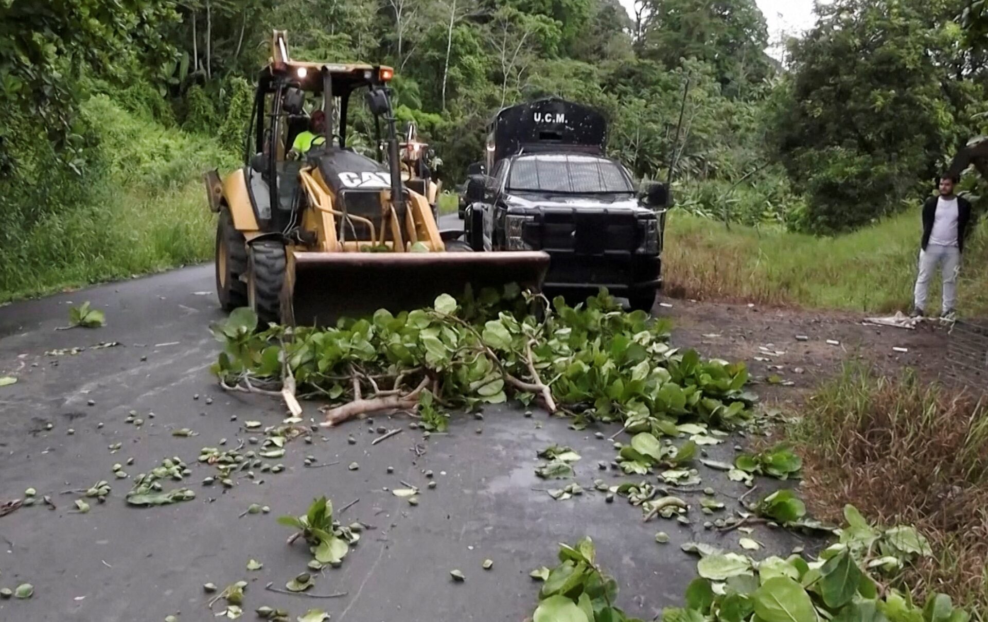 cover Panama suspends civil rights in Bocas del Toro after riots