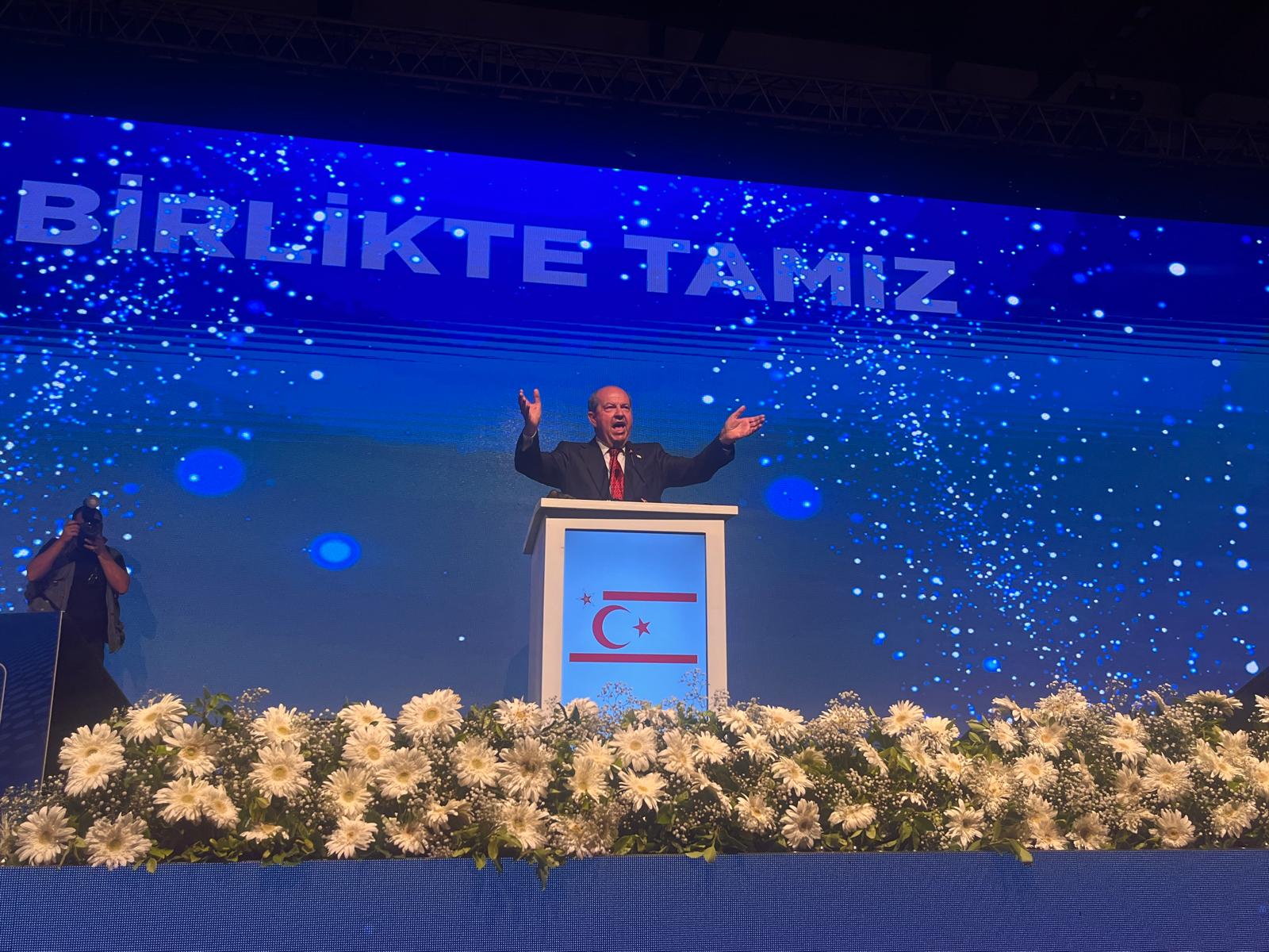 image Tatar kicks off re-election campaign