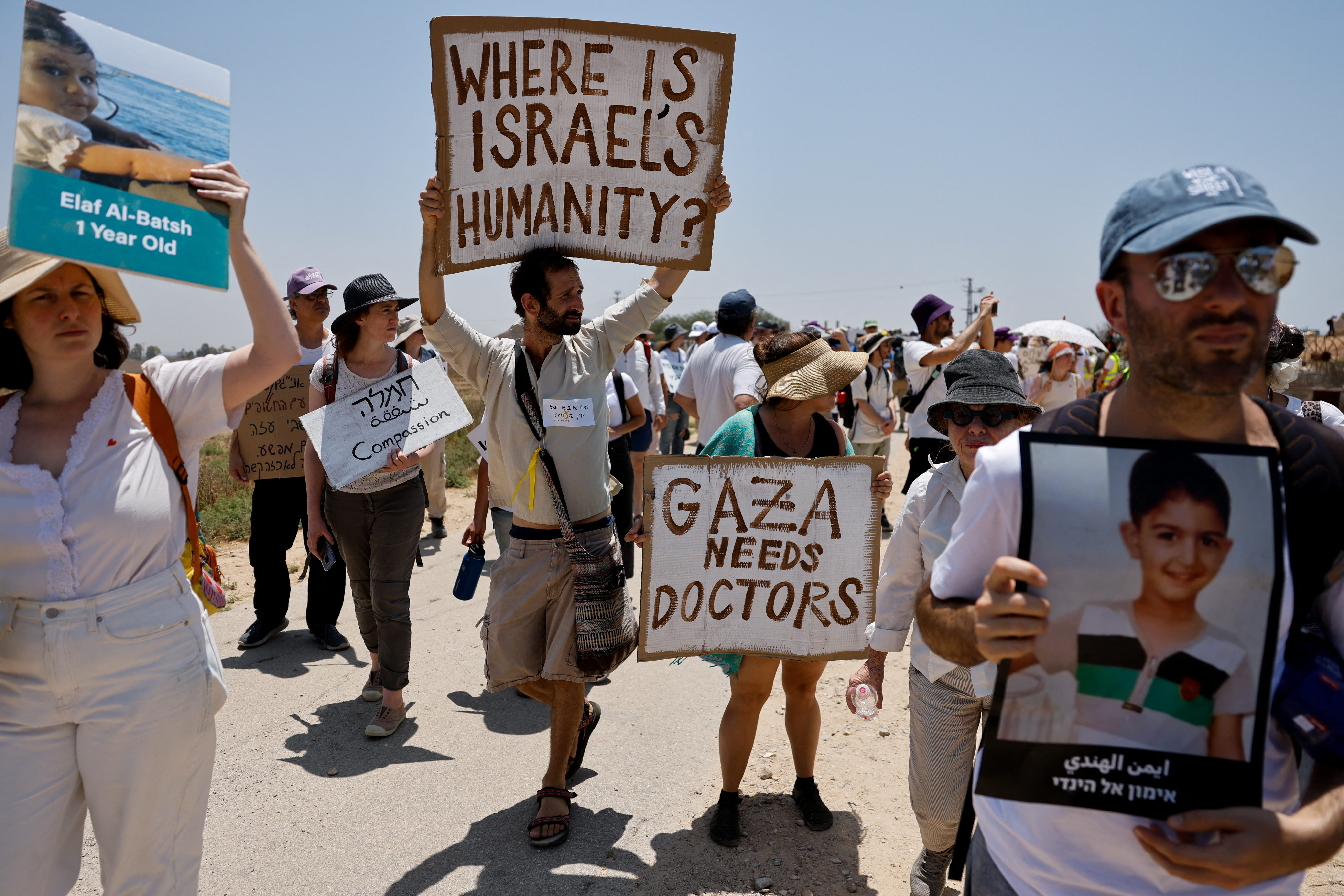 image Israeli airstrikes kill 45, body of Thai hostage retrieved from Gaza
