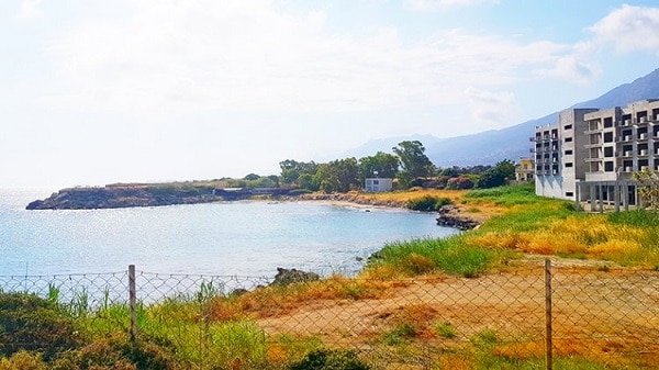 cover North court blocks construction of marina in Lapithos