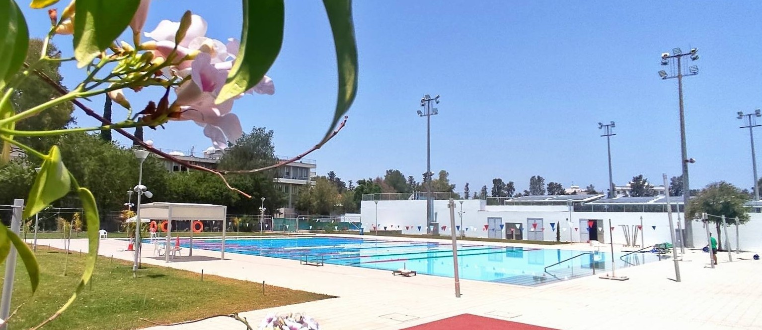 cover Nicosia municipal pool not raising prices, limits opening hours