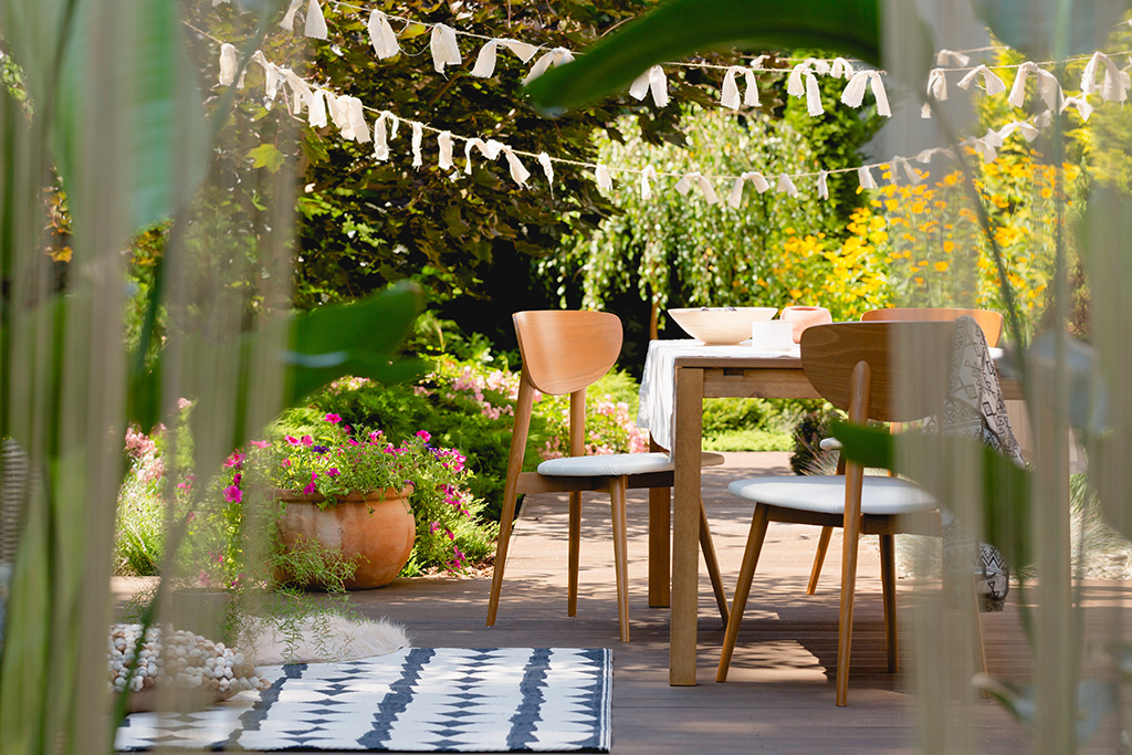 cover When fire meets flow: Feng Shui wisdom for a Cypriot summer