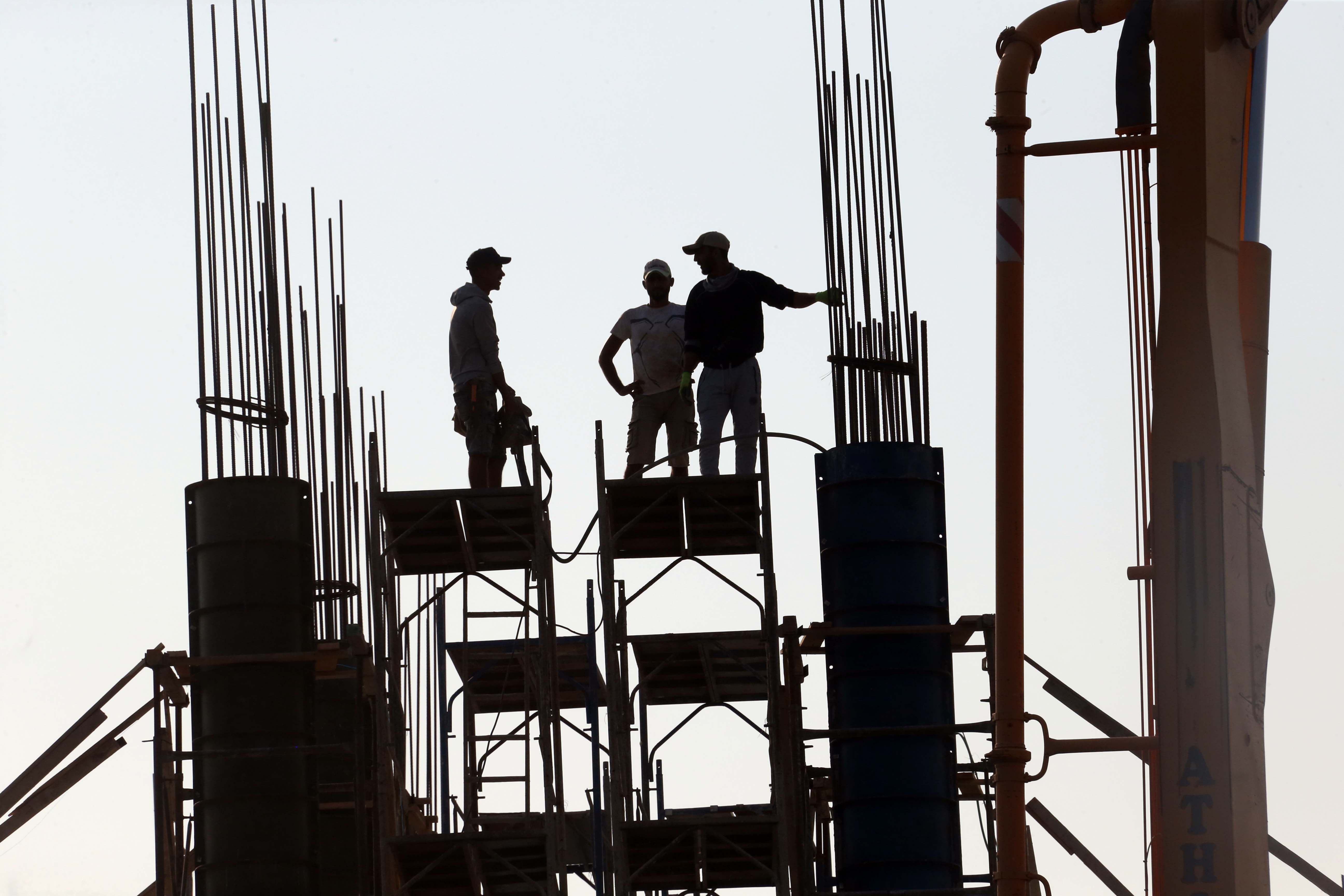 image Outside, heavy work stops during heatwave peak hours