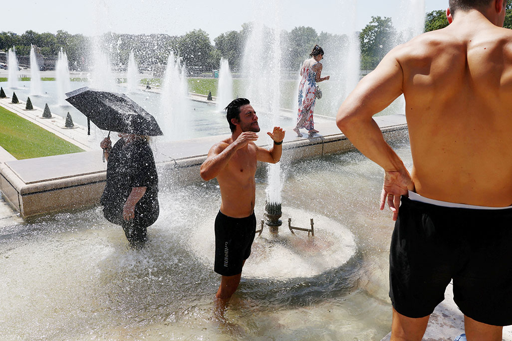 cover France shuts schools, Italy limits outdoor work as heatwave grips Europe