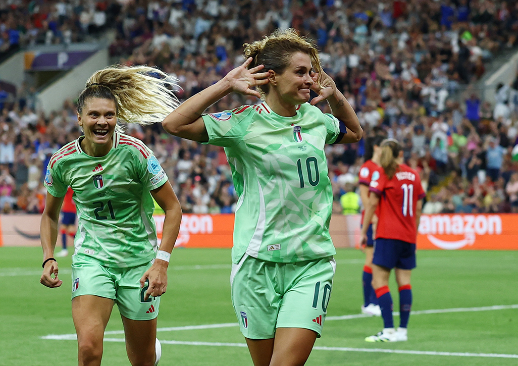 cover Girelli at the double as Italy strike late to reach Euro 2025 semi-finals