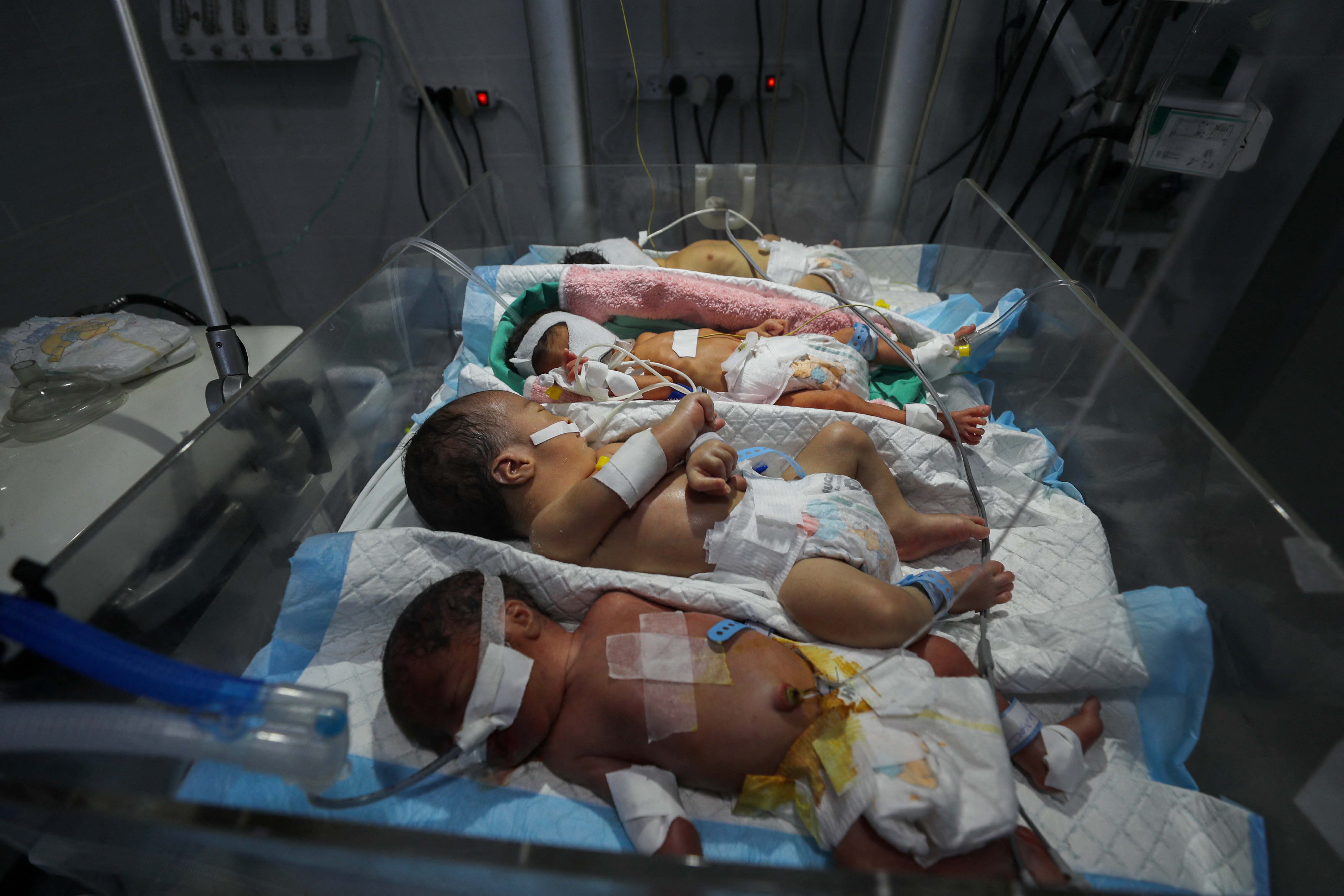 cover Gaza doctors cram babies into incubators as fuel shortage threatens hospitals