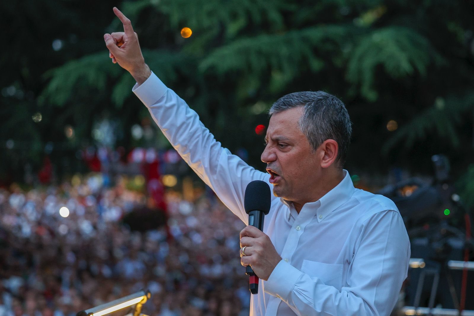 cover ‘Not right’ to call north a ‘baby homeland’, CHP’s Ozel says