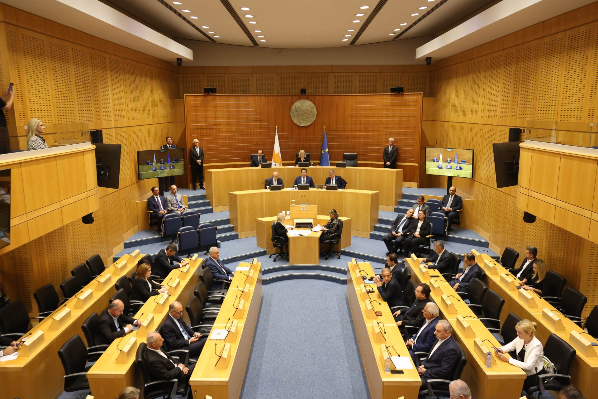 cover Proposal to allow deportation for serious crimes submitted to parliament