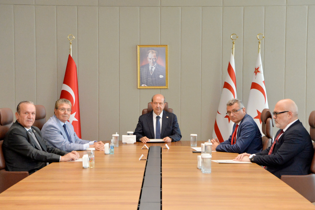 cover Tatar meets political party leaders ahead of New York meeting