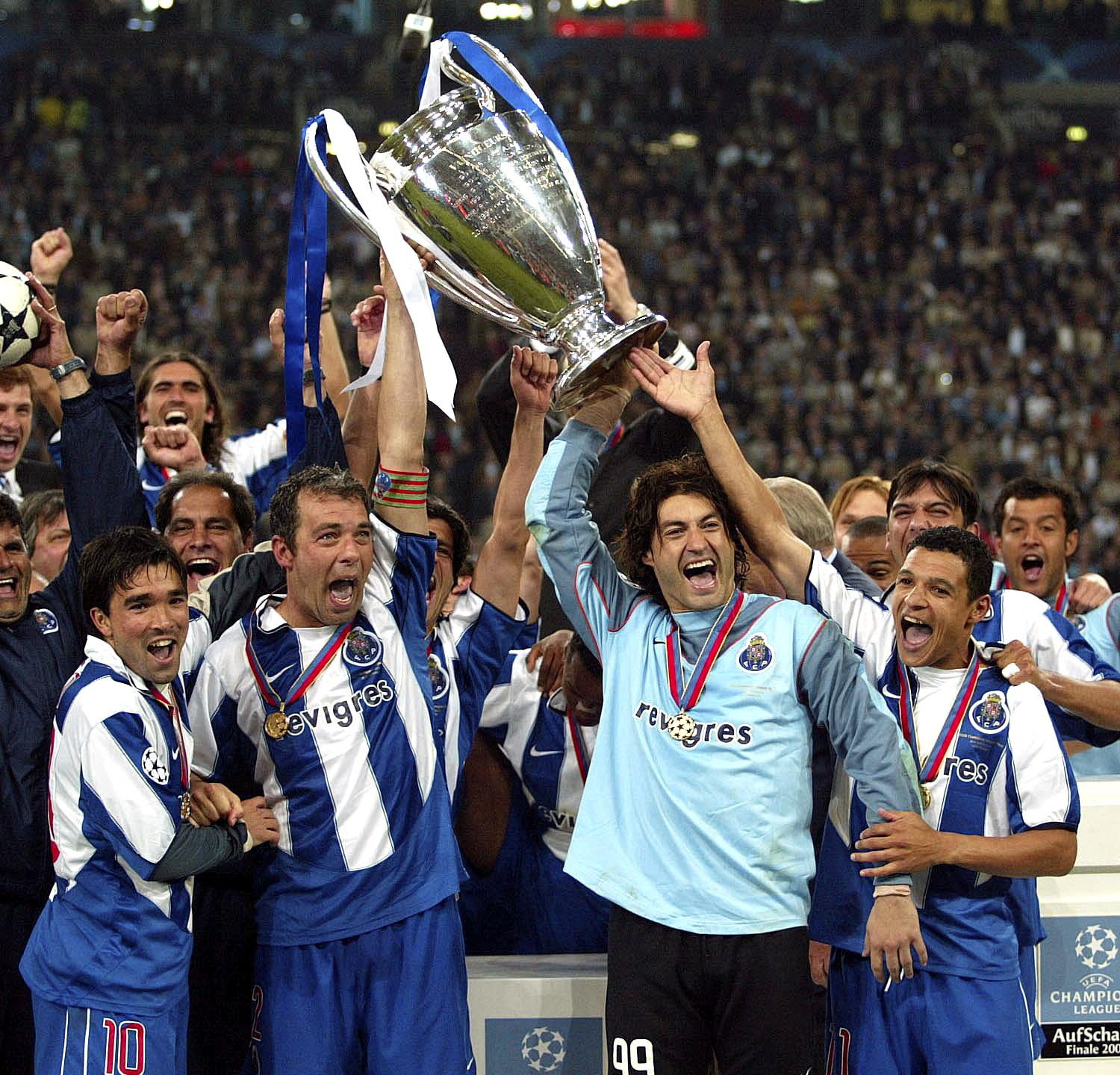 cover Porto&#8217;s Champions League-winning captain Costa dies aged 53