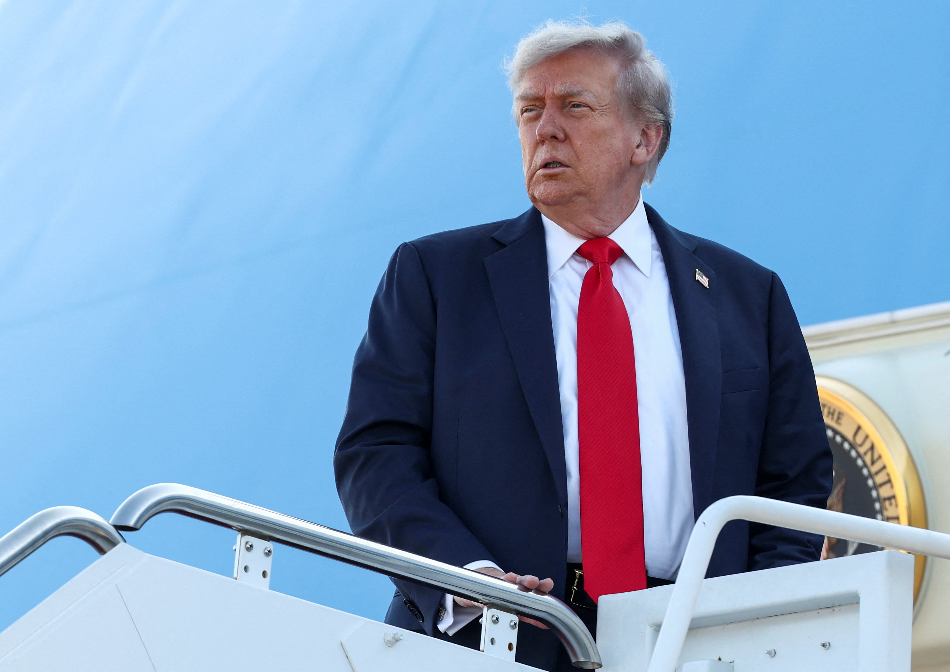 cover Trump says it will be up to Ukraine to decide on territorial swaps