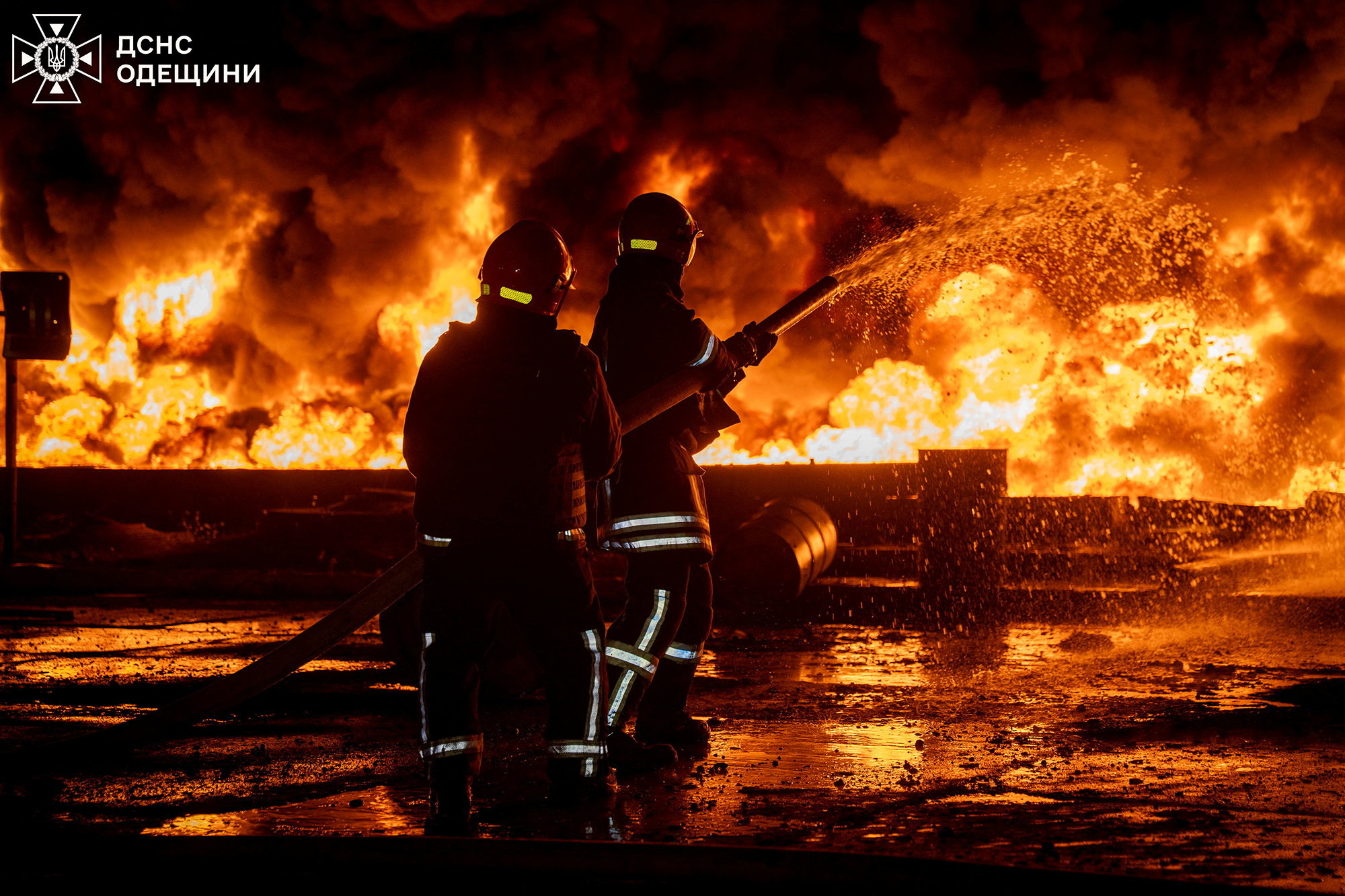 cover Overnight Russian attack shows Putin does not want peace, Ukraine says