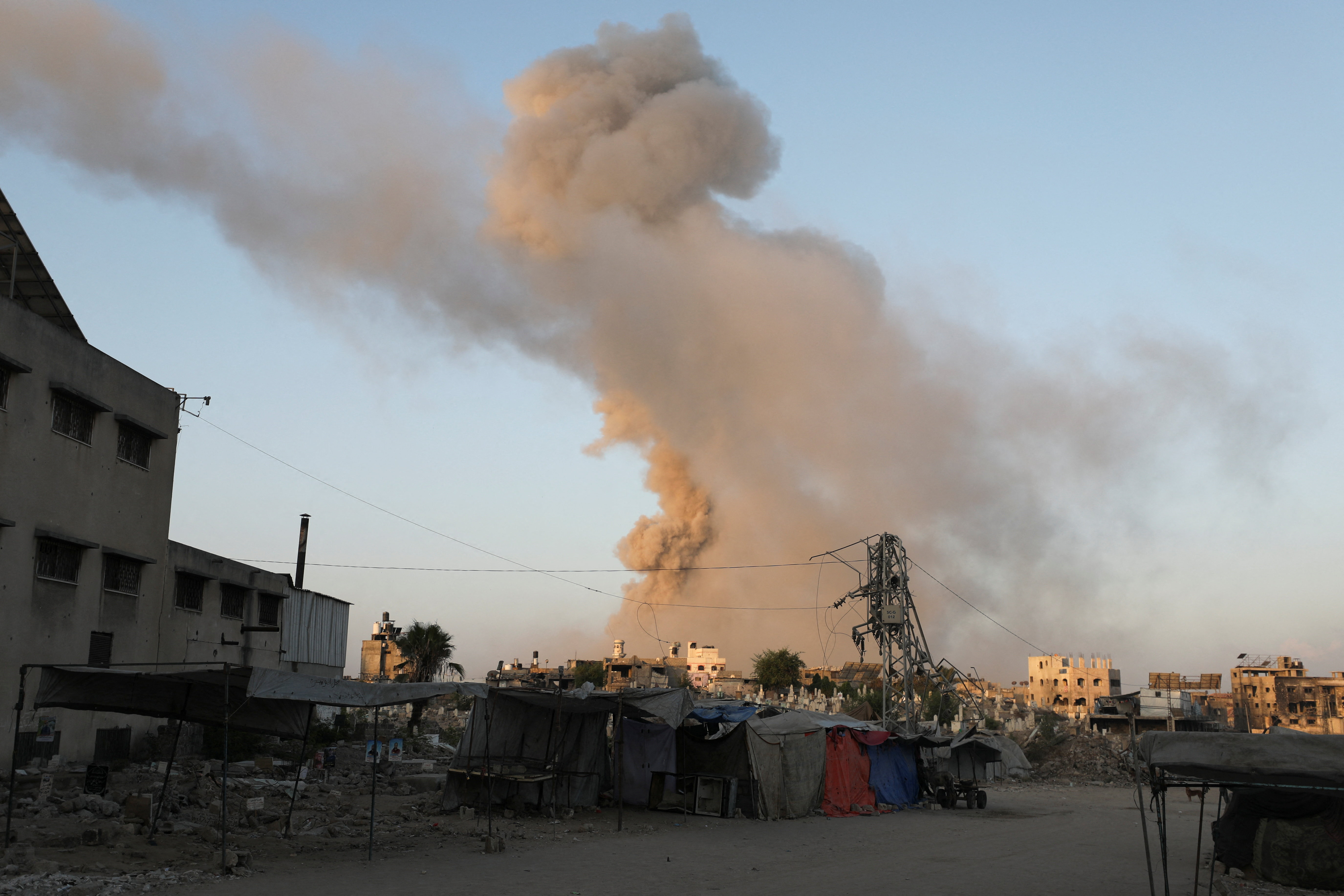 cover Israel hits Gaza hospital, killing at least 15 people, including journalists